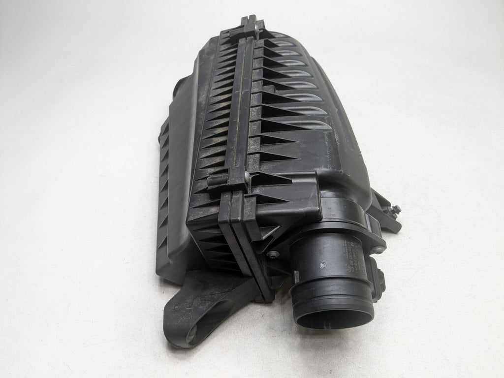 2011 - 2014 MINI COOPER CLUBMAN OEM 1.6L BASE ENGINE AIR CLEANER AIR INTAKE BOX