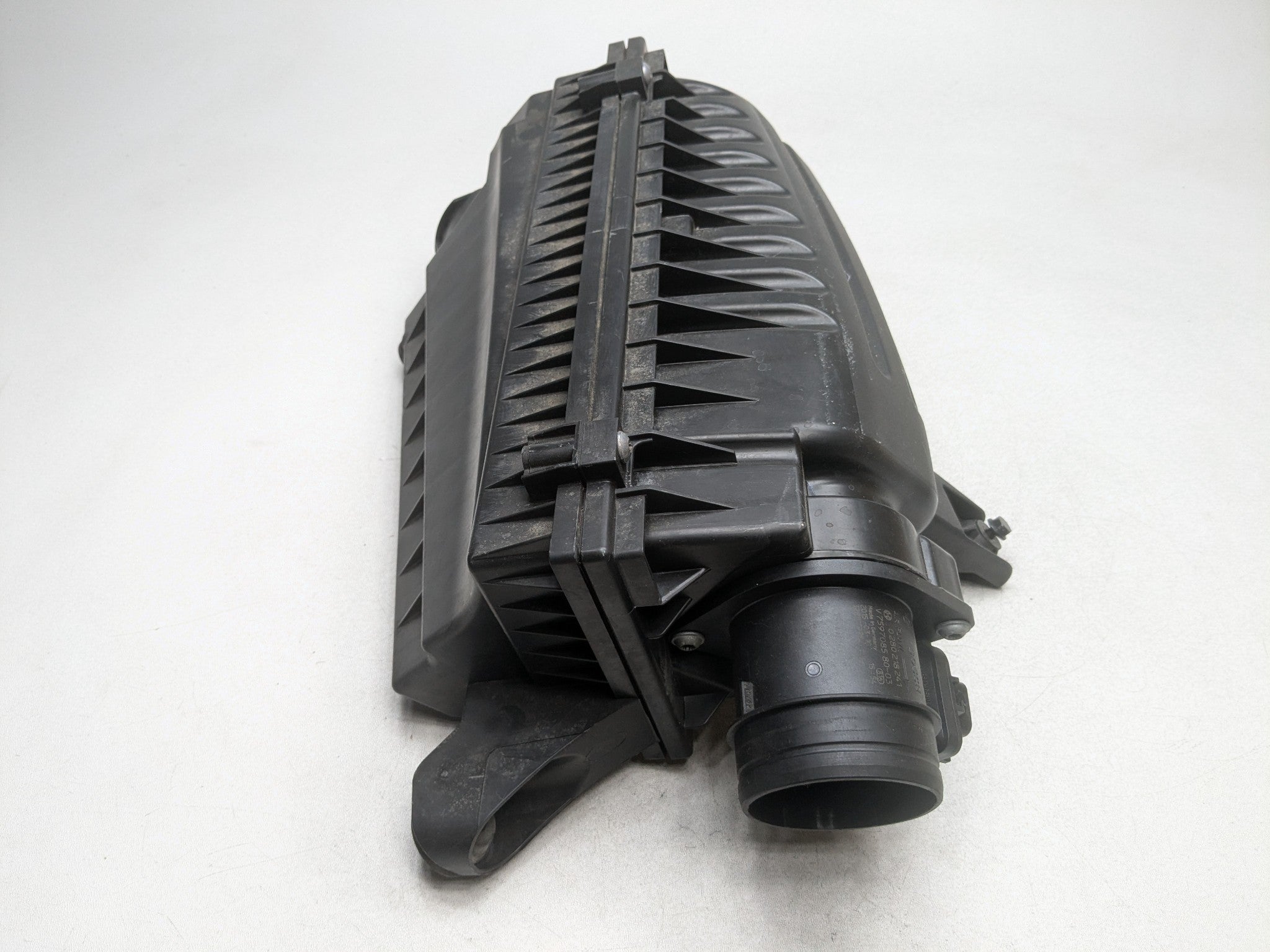 2011 - 2014 MINI COOPER CLUBMAN OEM 1.6L BASE ENGINE AIR CLEANER AIR INTAKE BOX