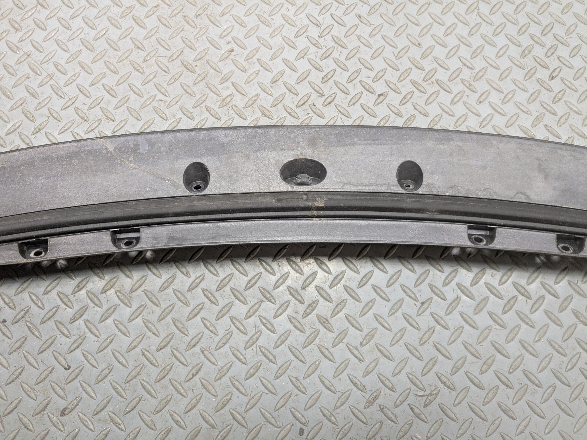 2011 - 2014 MINI COOPER CLUBMAN OEM REAR THIRD BRAKE LIGHT AVOIDANCE WITH TRIM
