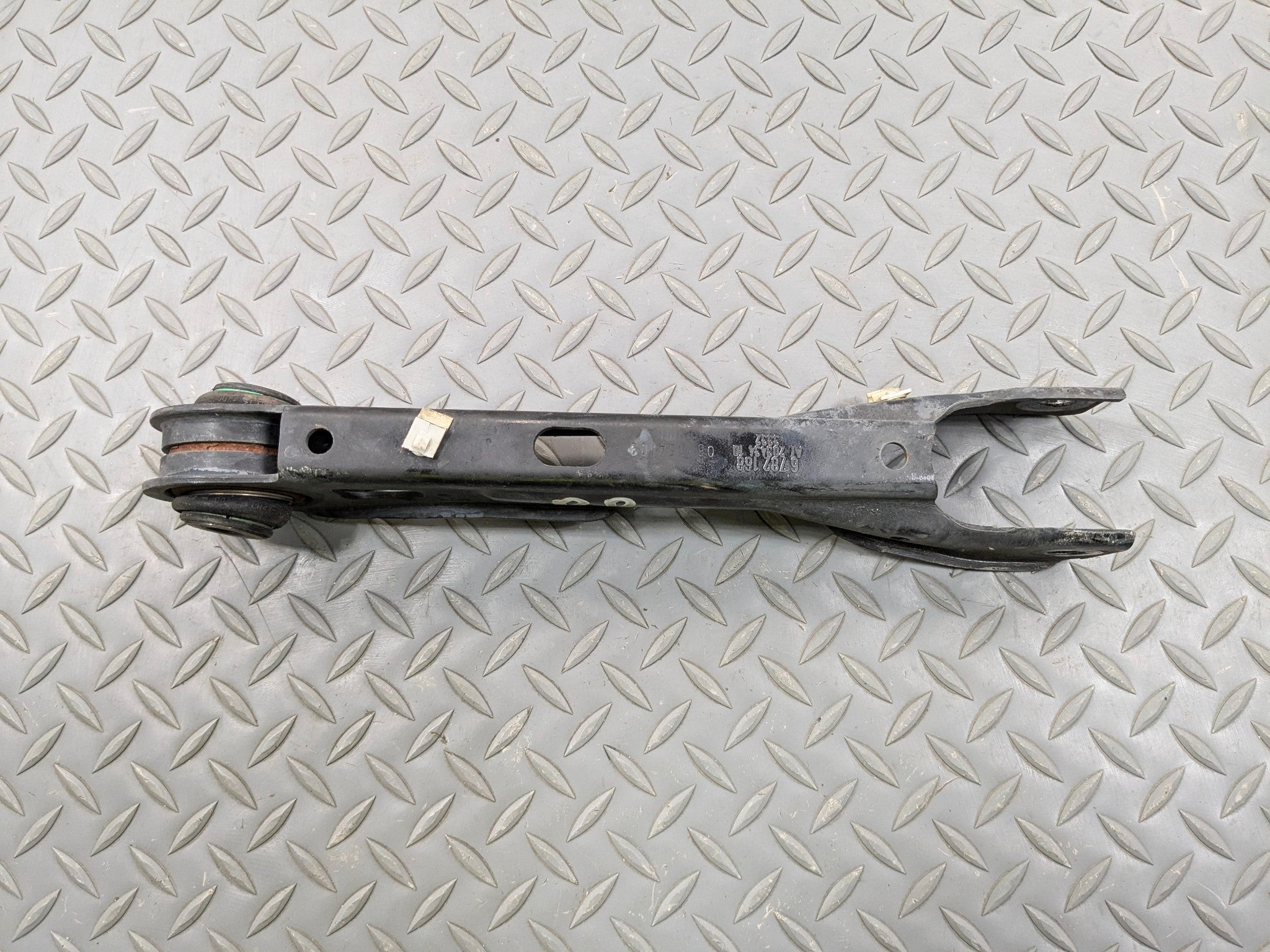 2013 - 2015 BMW X1 OEM LOWER SUSPENSION CONTROL ARM REAR RIGHT PASSENGER SIDE