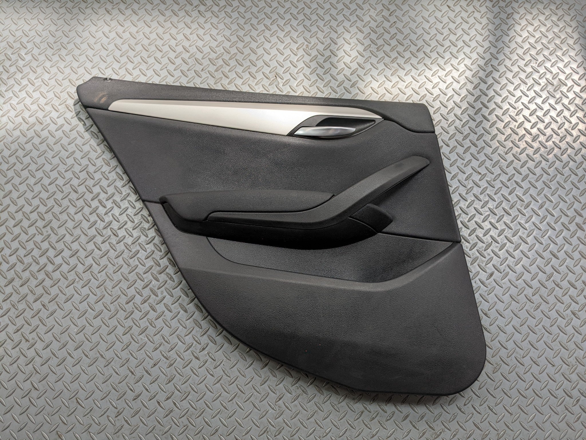 2013 - 2015 BMW X1 OEM INTERIOR DOOR TRIM PANEL BLACK REAR LEFT DRIVER SIDE