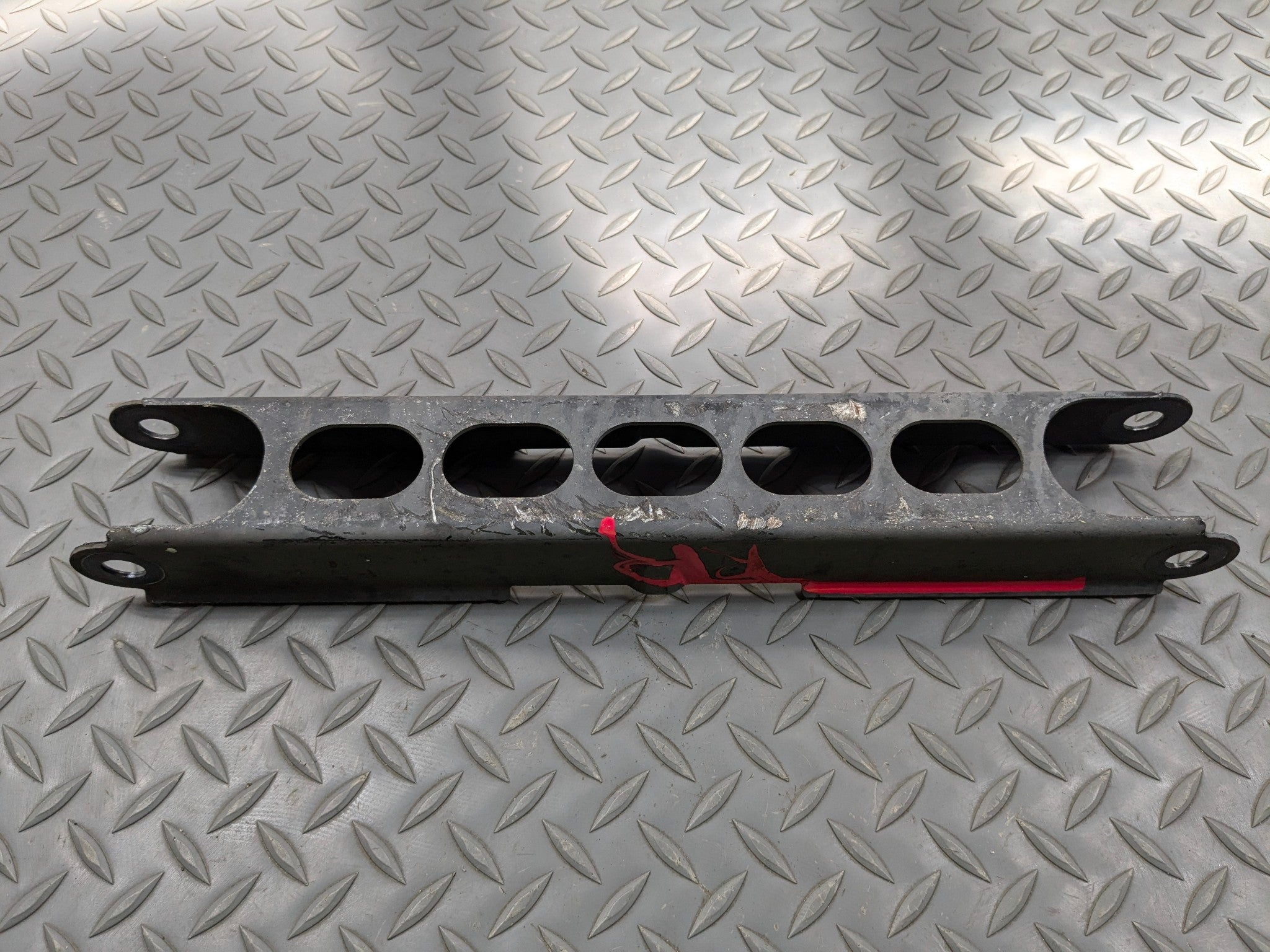 2013 - 2015 BMW X1 OEM LOWER TRAILING CONTROL ARM REAR RIGHT PASSENGER SIDE