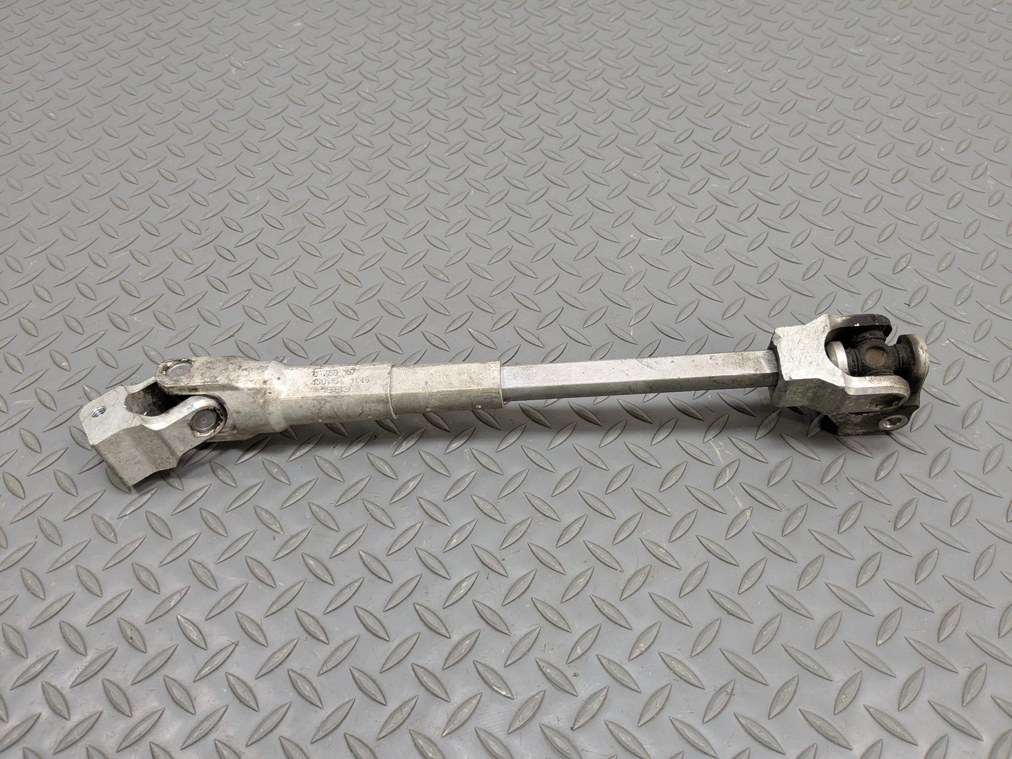 2013 - 2015 BMW X1 OEM FRONT LOWER INTERMEDIATE POWER STEERING SHAFT JOINT
