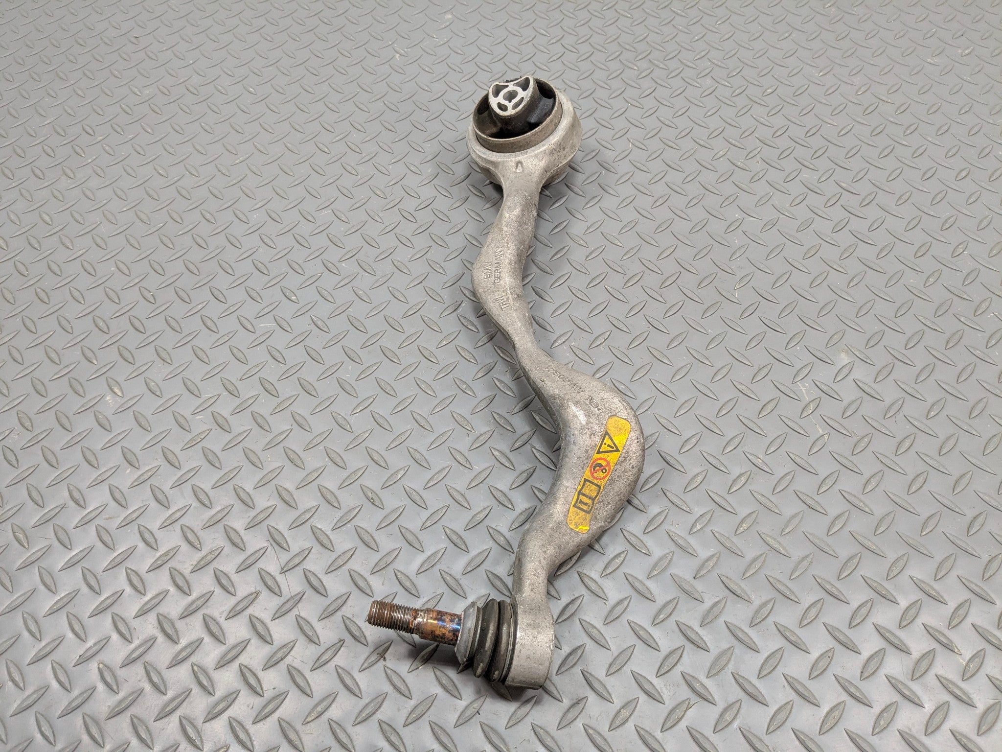 2013 - 2015 BMW X1 OEM LOWER FORWARD CONTROL ARM RWD FRONT LEFT DRIVER SIDE