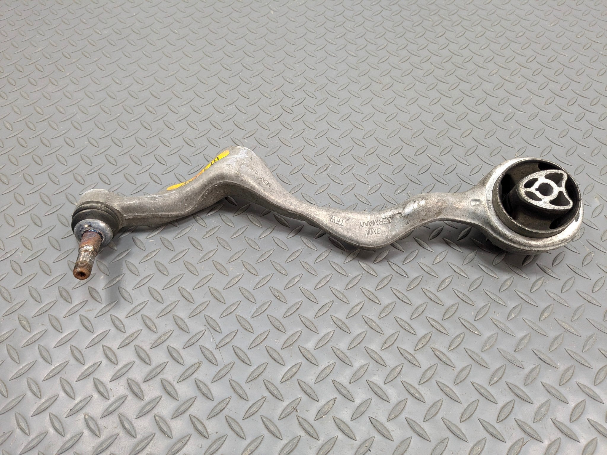 2013 - 2015 BMW X1 OEM LOWER FORWARD CONTROL ARM RWD FRONT RIGHT PASSENGER SIDE