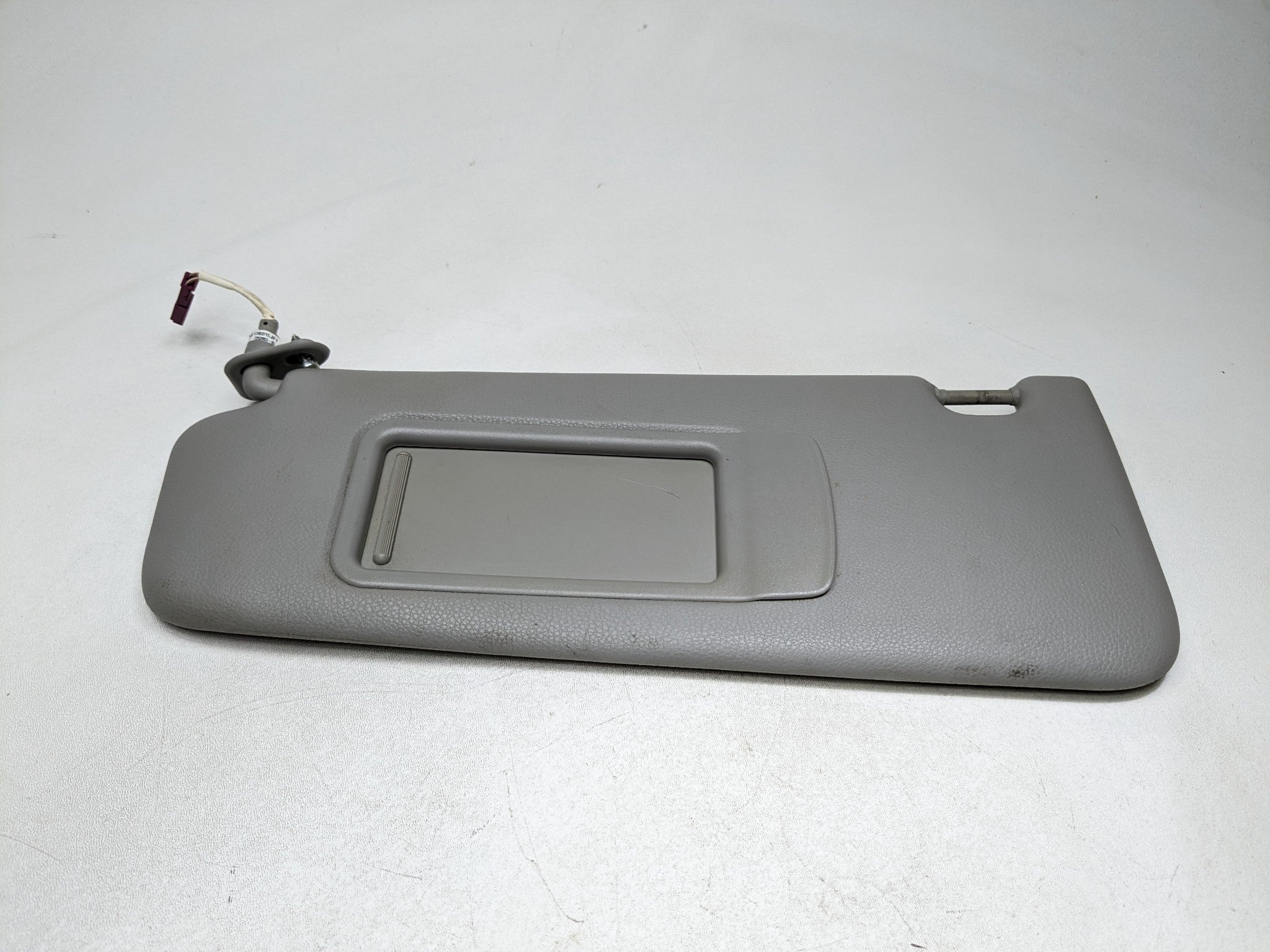 2013 - 2015 BMW X1 OEM SUN VISOR INTERIOR UPPER ROOF FRONT LEFT DRIVER SIDE