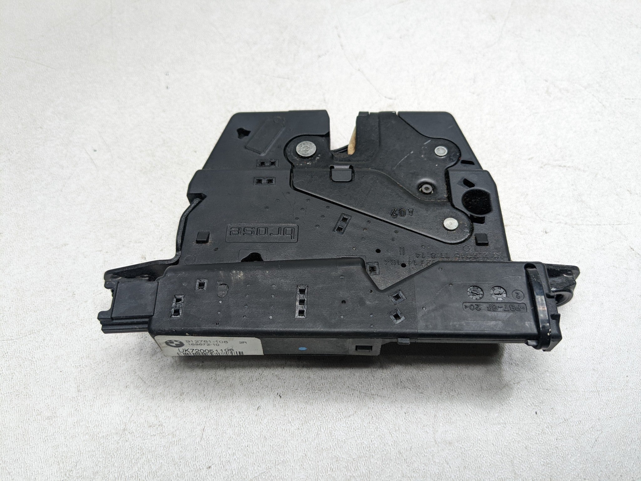 2013 - 2015 BMW X1 OEM LID LATCH REAR TRUNK LIFTGATE LOCK RELEASE ACTUATOR