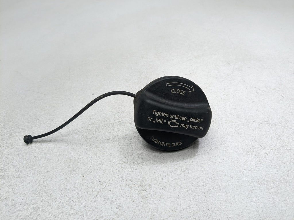 2013 - 2015 BMW X1 OEM FUEL GAS TANK FILLER CAP ASSEMBLY BLACK