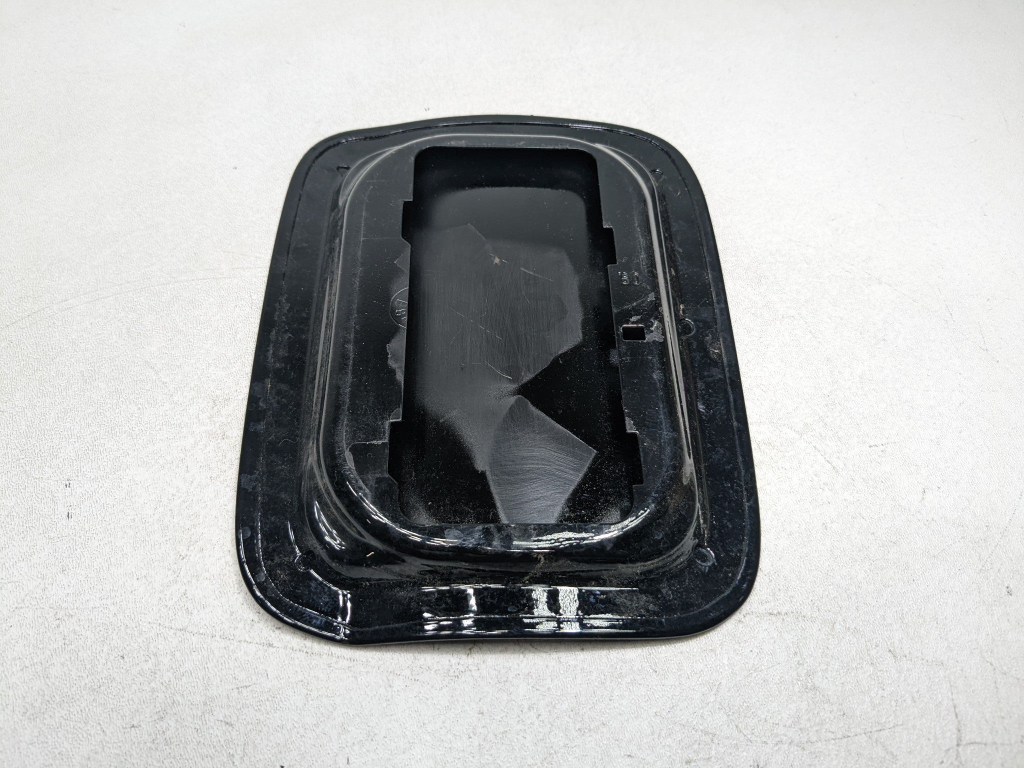 2013 - 2015 BMW X1 OEM GAS FILLER FUEL TANK DOOR LID COVER BLACK