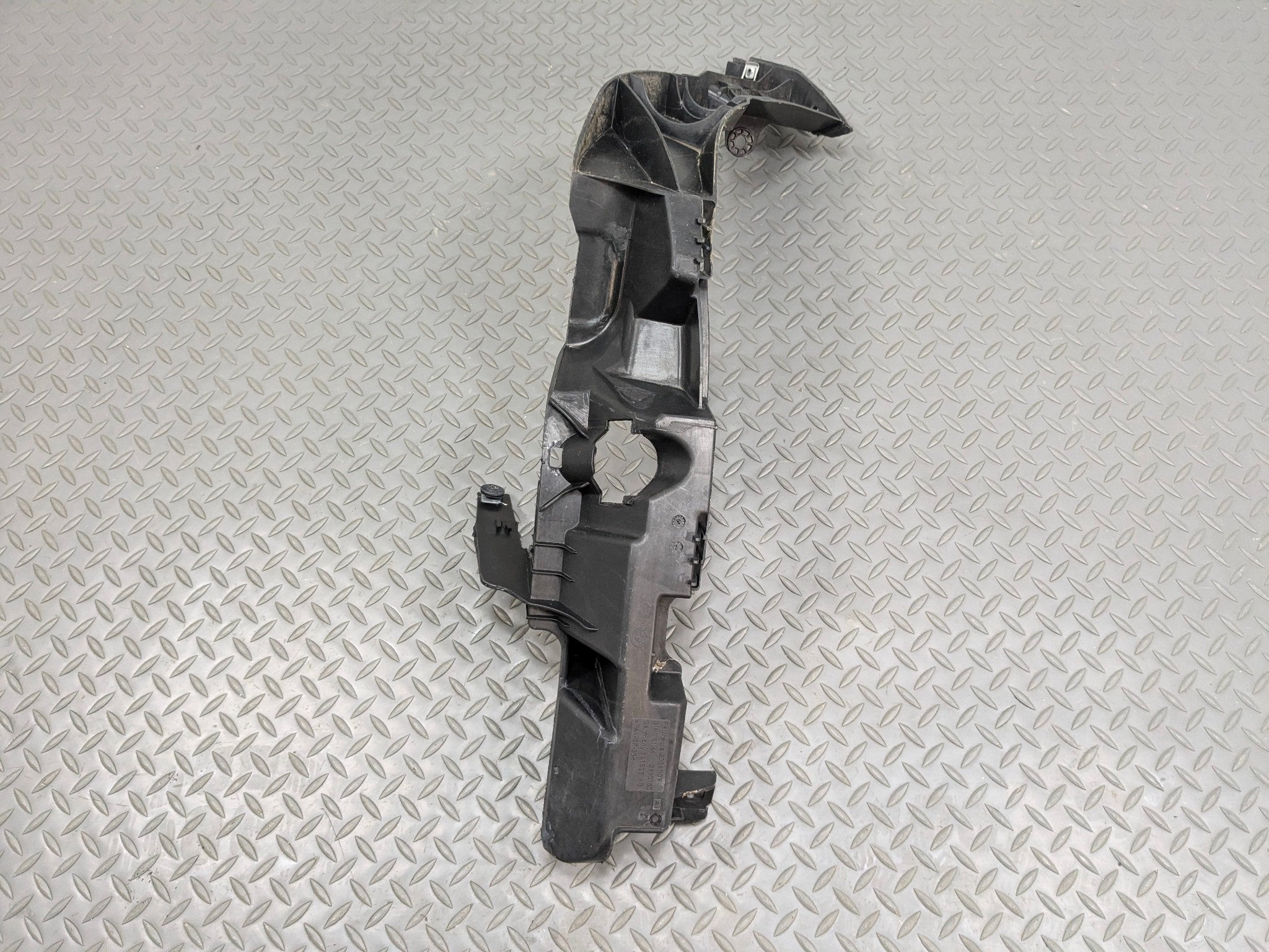 2013 - 2015 BMW X1 OEM HEADLIGHT MOUNTING BRACKET RIGHT PASSENGER SIDE