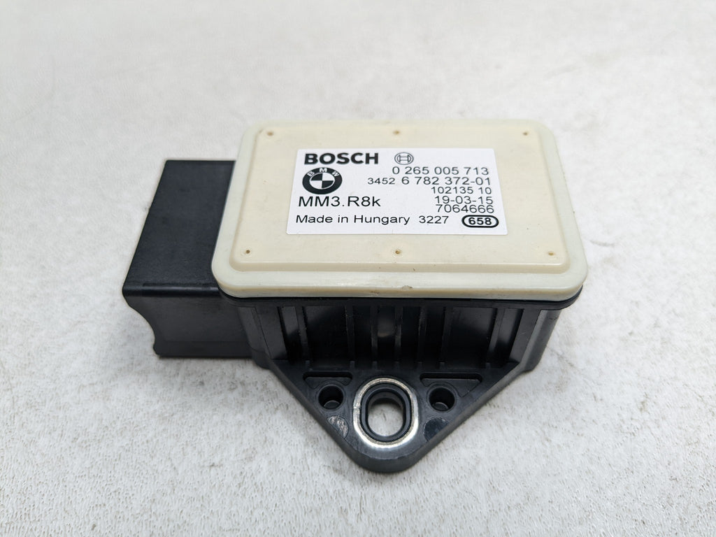 2013 - 2015 BMW X1 OEM SPEED ACCELERATION YAW RATE SENSOR CONTROL MODULE UNIT