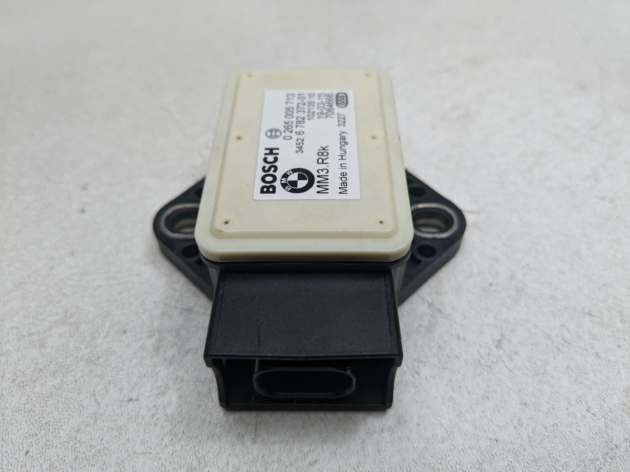 2013 - 2015 BMW X1 OEM SPEED ACCELERATION YAW RATE SENSOR CONTROL MODULE UNIT