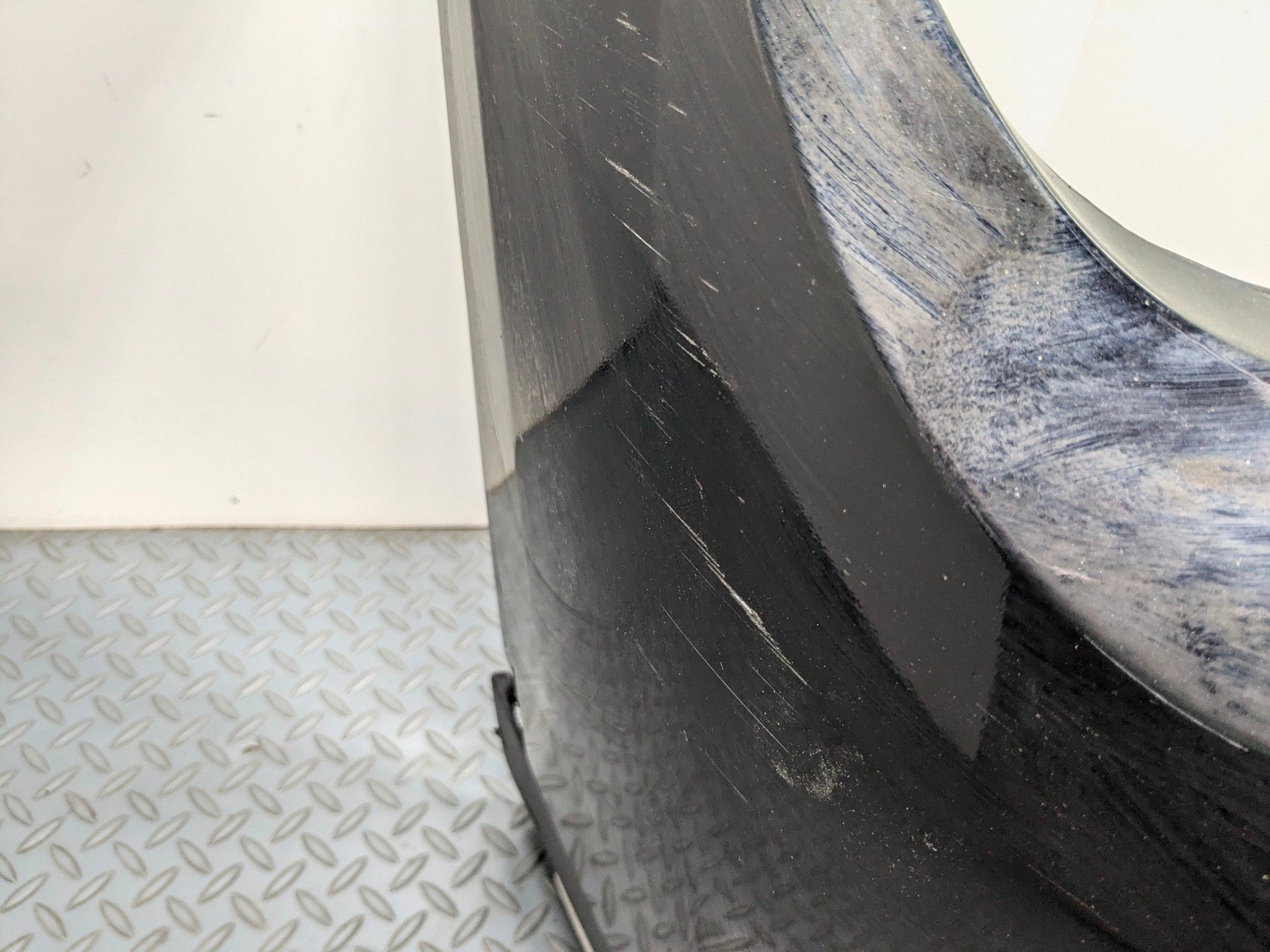 2013 - 2015 BMW X1 OEM FRONT BUMPER COVER PANEL ASSEMBLY BLACK