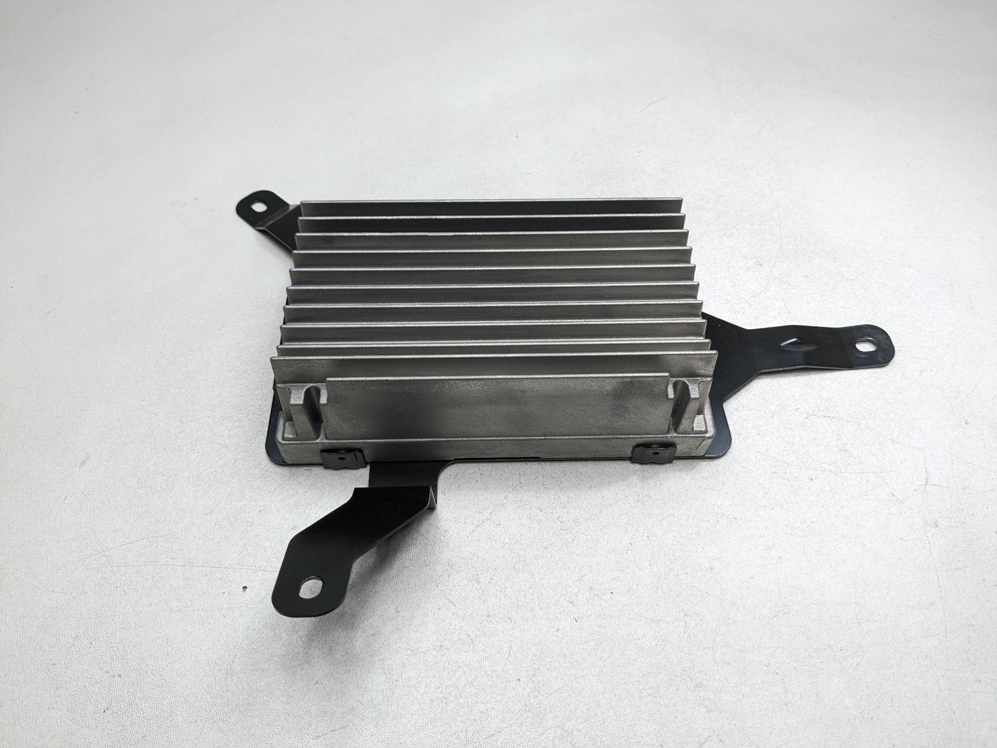2013 - 2015 BMW X1 OEM AMPLIFIER RADIO AUDIO STEREO SOUND SYSTEM MODULE UNIT