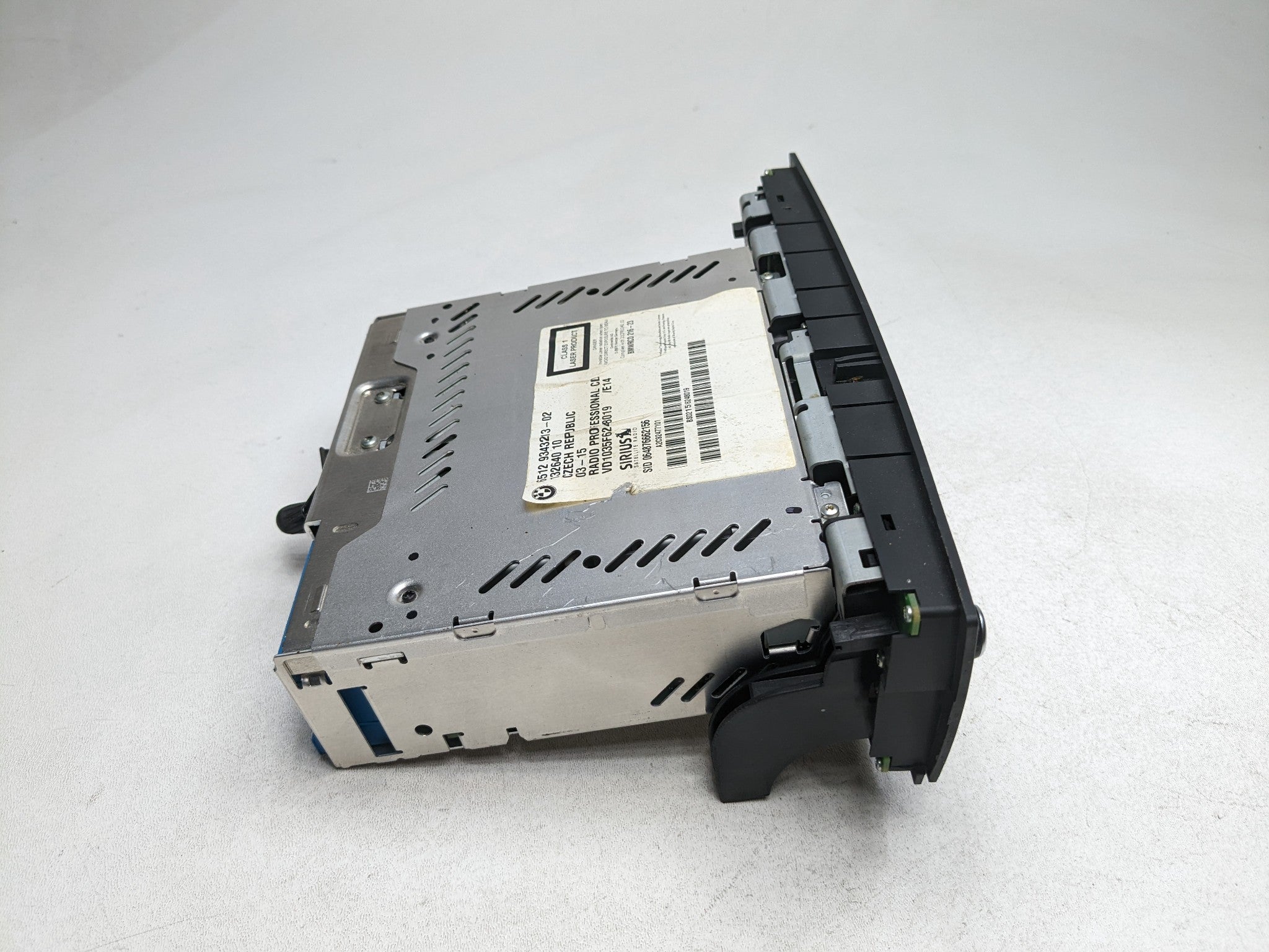 2013 - 2015 BMW X1 OEM NAVIGATION SYSTEM GPS AM FM RADIO SIRIUS CD PLAYER UNIT