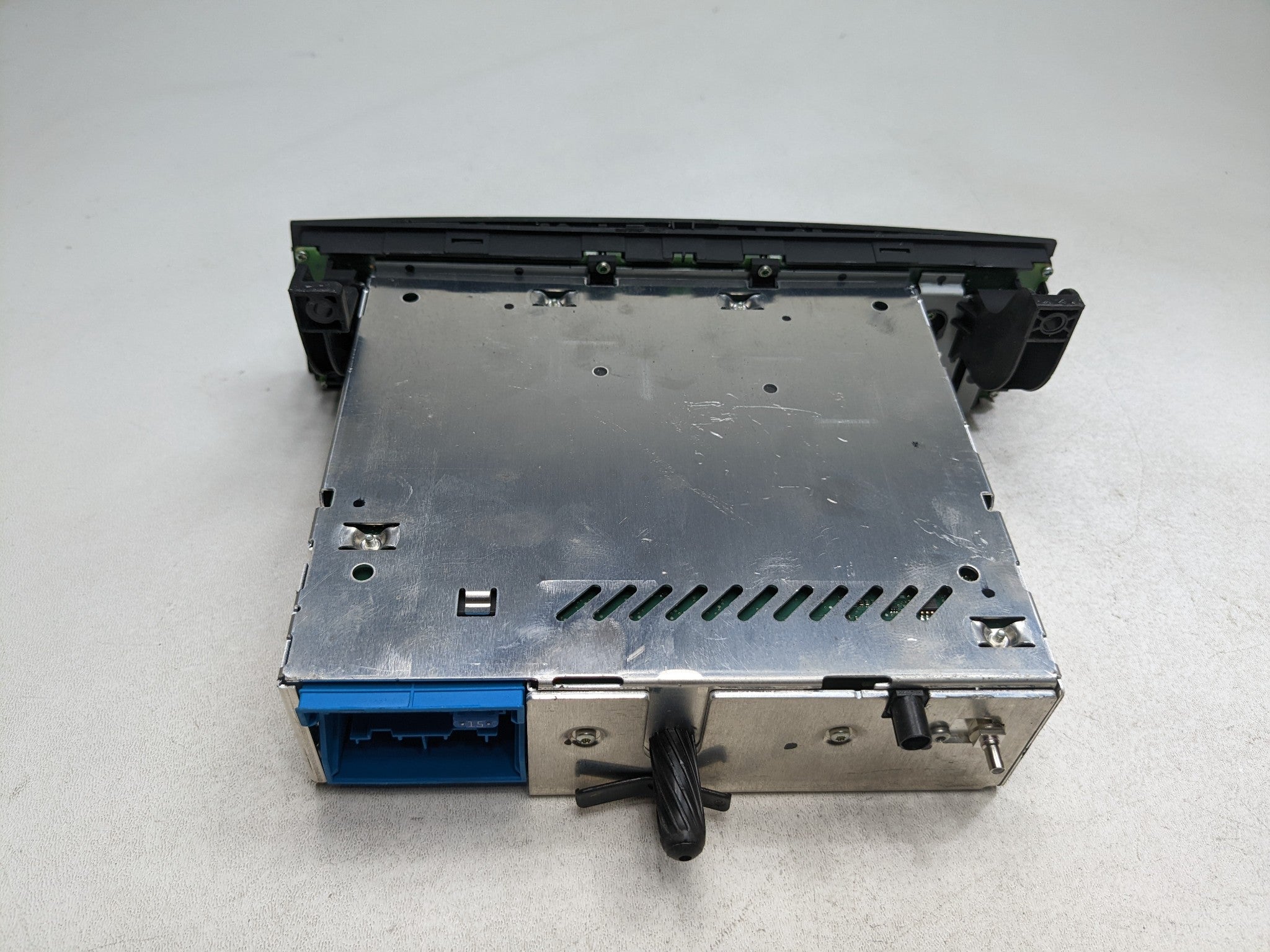 2013 - 2015 BMW X1 OEM NAVIGATION SYSTEM GPS AM FM RADIO SIRIUS CD PLAYER UNIT