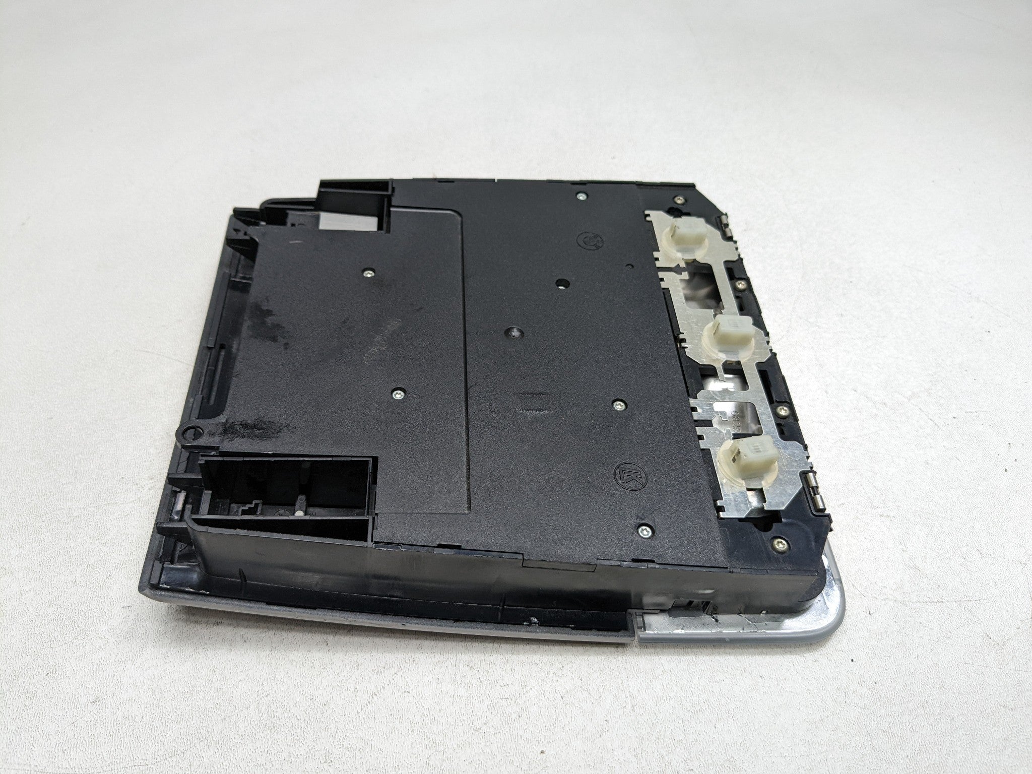 2013 - 2015 BMW X1 OEM INTERIOR LIGHT ASSEMBLY FRONT OVERHEAD UPPER ROOF