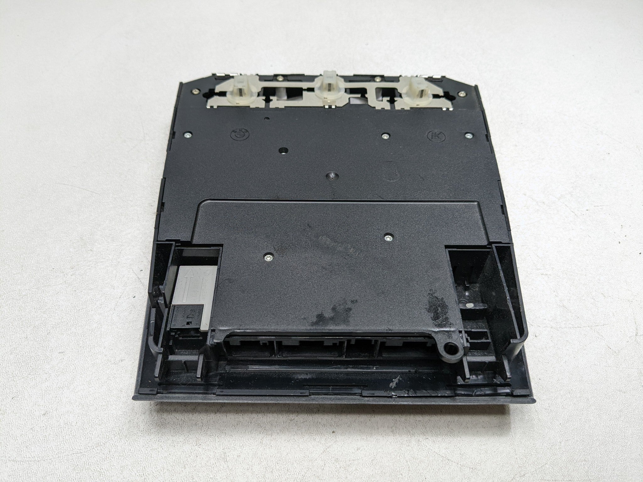 2013 - 2015 BMW X1 OEM INTERIOR LIGHT ASSEMBLY FRONT OVERHEAD UPPER ROOF