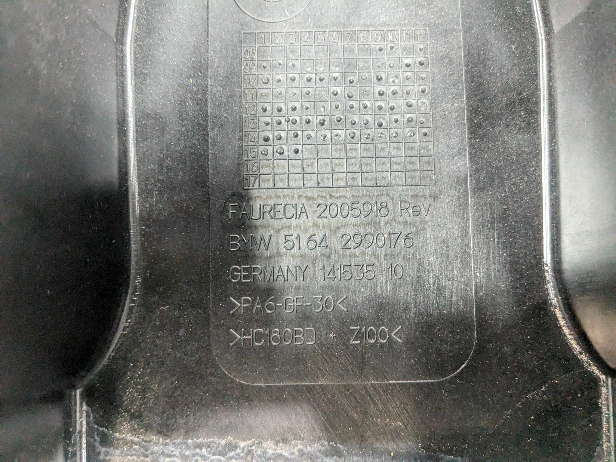 2013 - 2015 BMW X1 OEM HEADER PANEL RADIATOR CORE SUPPORT CLIP ASSEMBLY FRONT