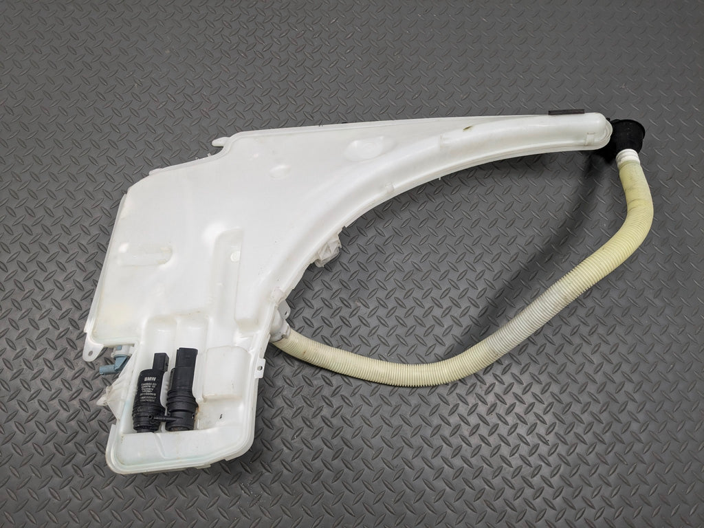 2013 - 2015 BMW X1 OEM FRONT WINDSHIELD WASHER BOTTLE FLUID RESERVOIR TANK