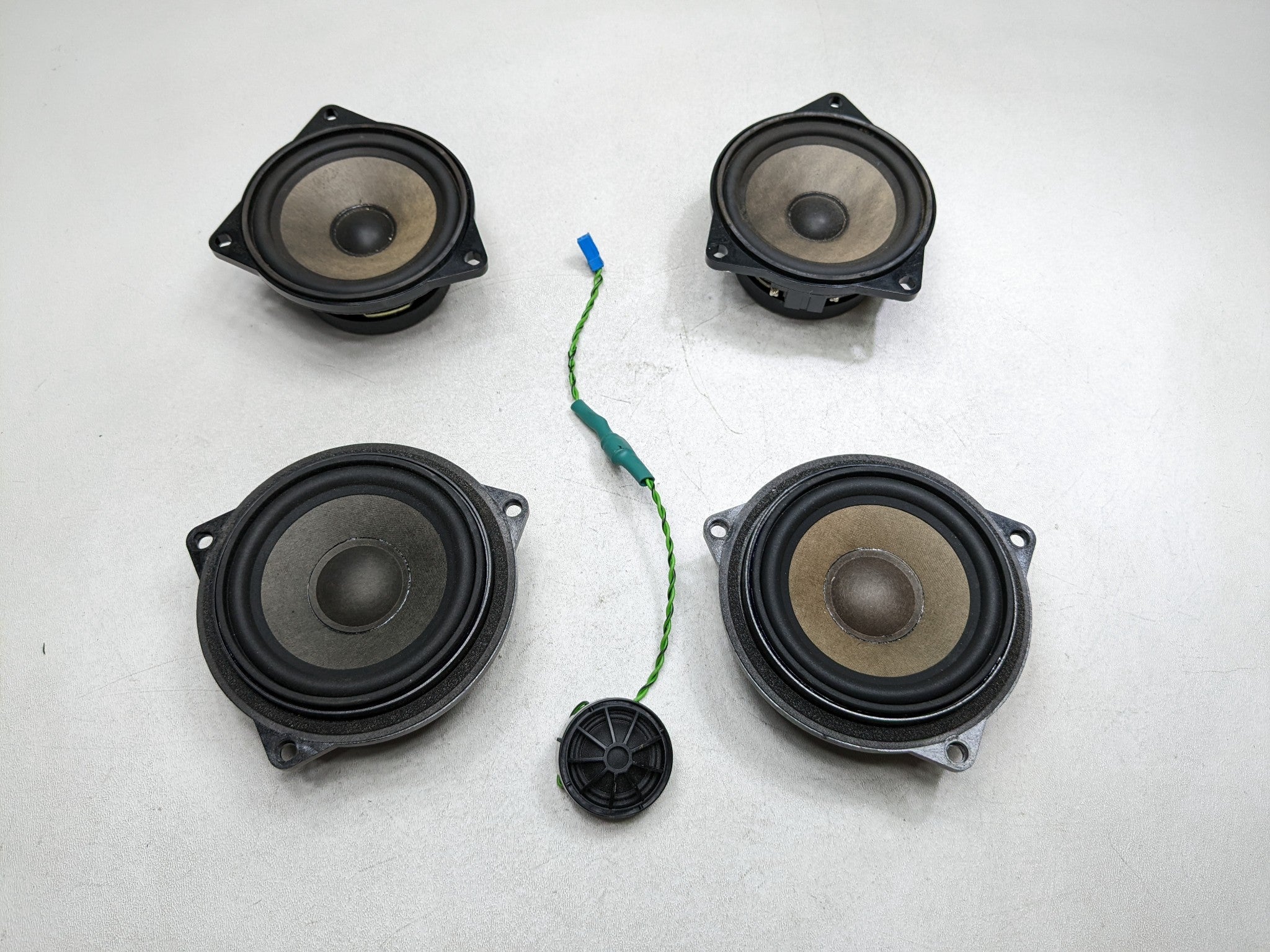 2013 - 2015 BMW X1 OEM DOOR AUDIO SPEAKER SET OF FIVE FRONT AND REAR SIDE