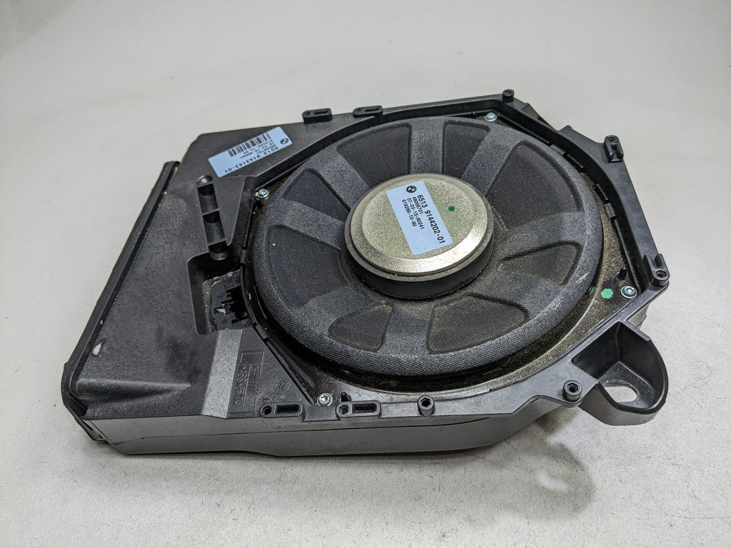 2013 - 2015 BMW X1 OEM AUDIO BASE SUBWOOFER SPEAKER FRONT LEFT DRIVER SIDE
