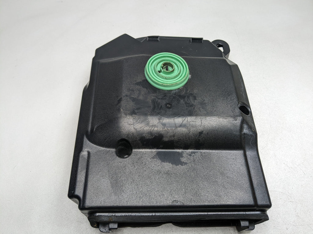2013 - 2015 BMW X1 OEM AUDIO BASE SUBWOOFER SPEAKER FRONT RIGHT PASSENGER SIDE