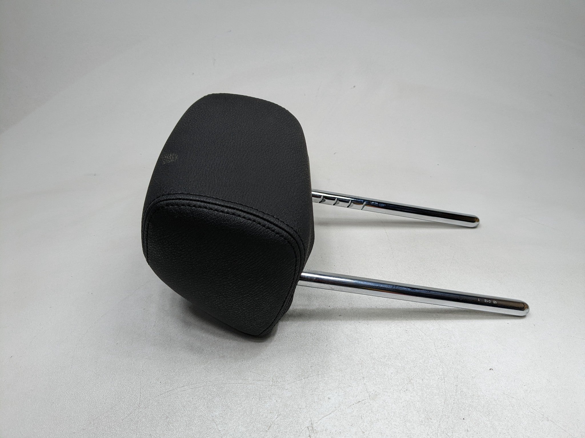 2013 - 2015 BMW X1 OEM SEAT HEADREST LEATHER BLACK REAR LEFT DRIVER SIDE