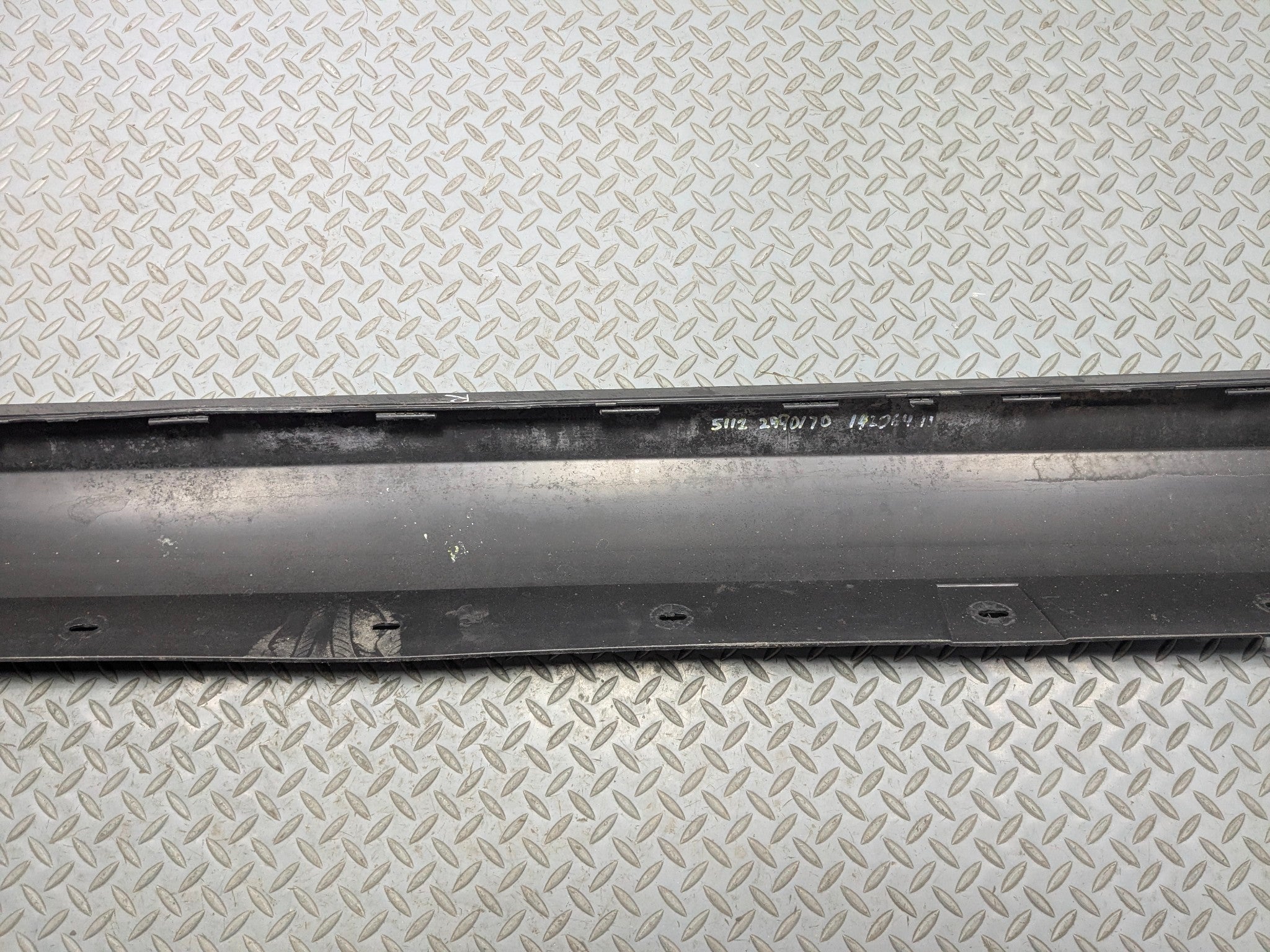 2013 - 2015 BMW X1 OEM SKIRT MOLDING ROCKER COVER PANEL RIGHT PASSENGER SIDE