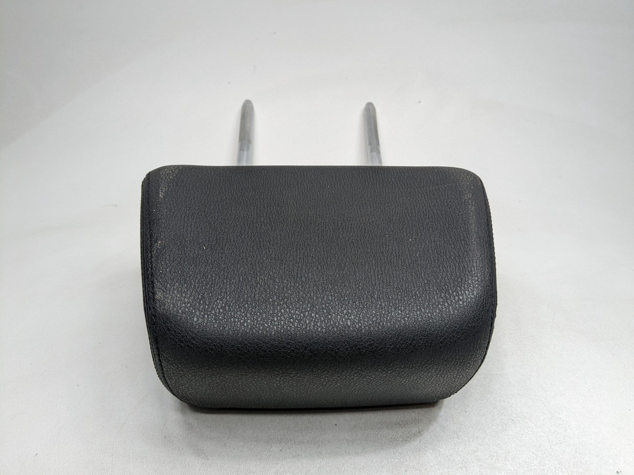 2013 - 2015 BMW X1 OEM SEAT HEADREST LEATHER BLACK FRONT LEFT DRIVER SIDE