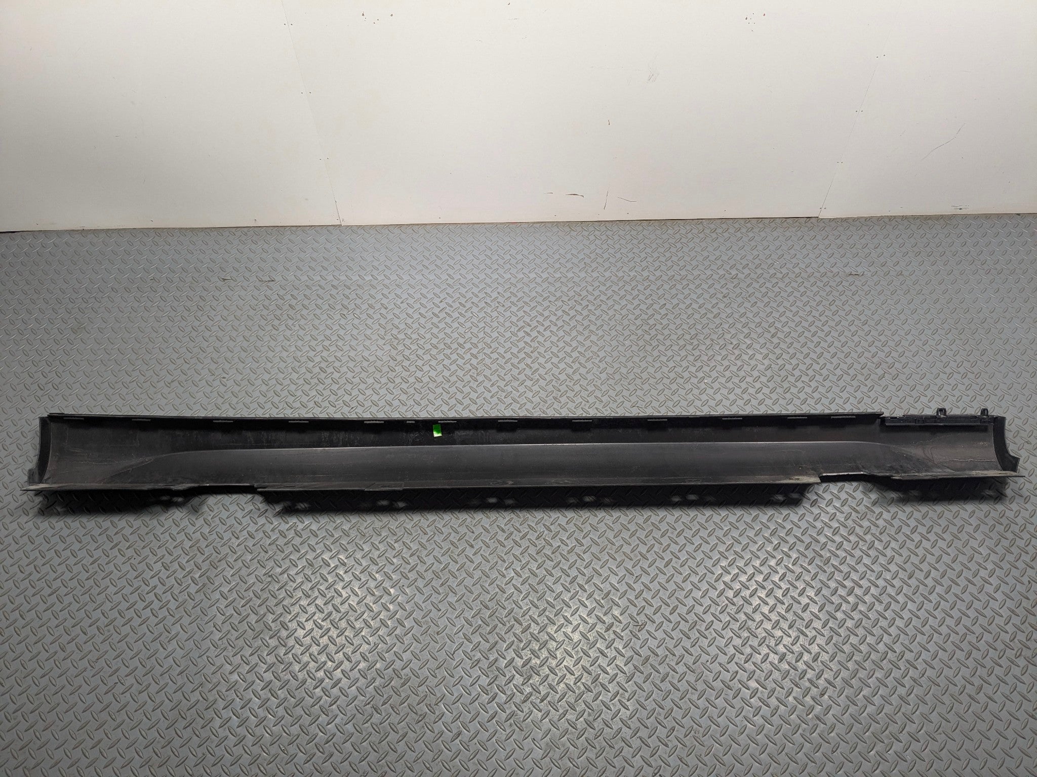 2013 - 2015 BMW X1 OEM SKIRT MOLDING ROCKER COVER PANEL LEFT DRIVER SIDE