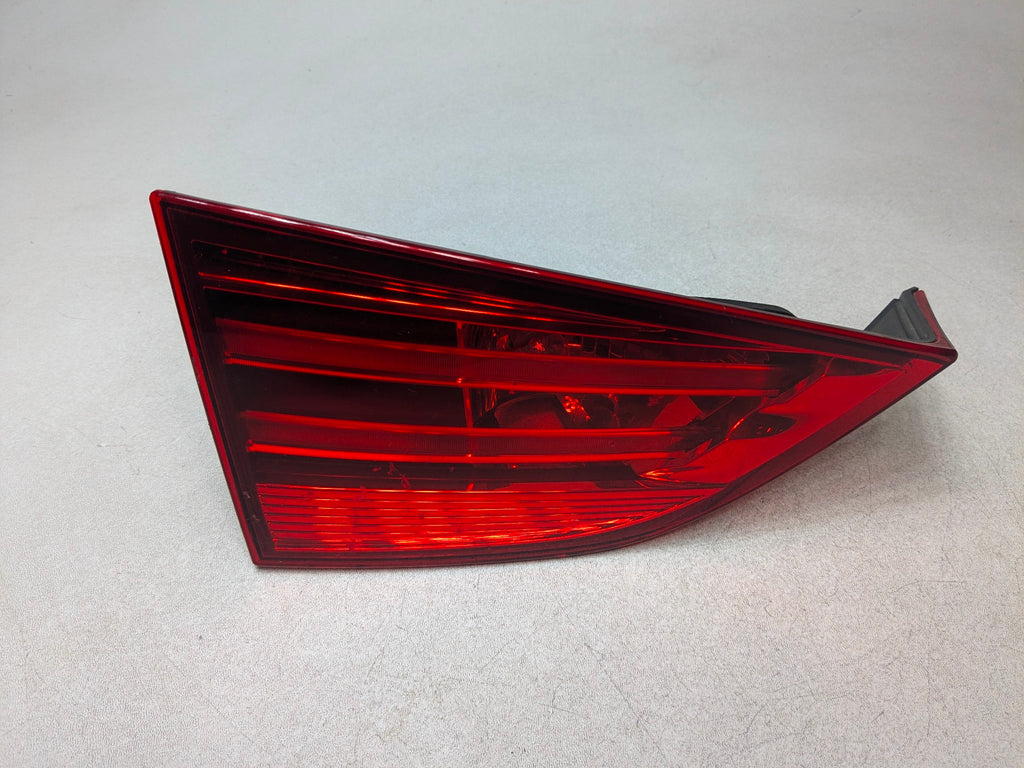 2013 - 2015 BMW X1 OEM INNER TAIL LIGHT ASSEMBLY GATE MOUNTED REAR LEFT SIDE
