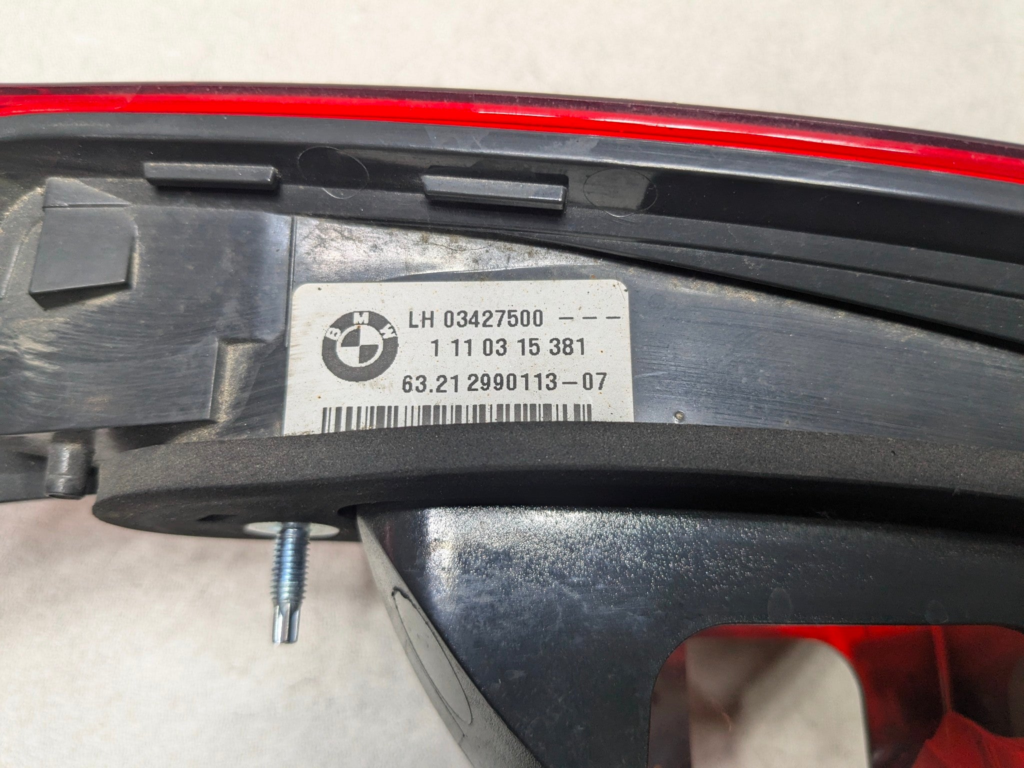 2013 - 2015 BMW X1 OEM INNER TAIL LIGHT ASSEMBLY GATE MOUNTED REAR LEFT SIDE