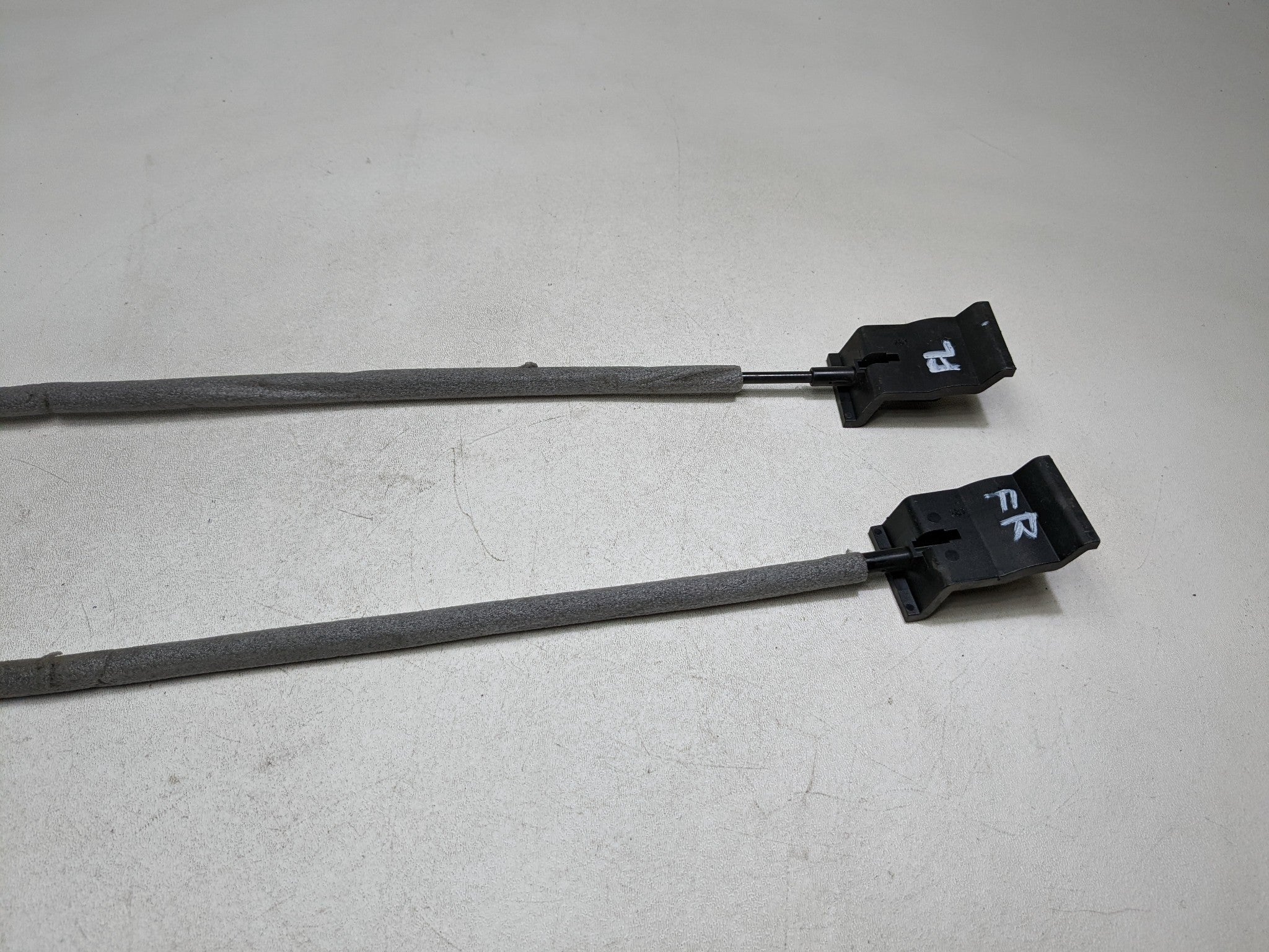 2013 - 2015 BMW X1 OEM HOOD BONNET LOCK LATCH CABLE SET FRONT LEFT AND RIGHT