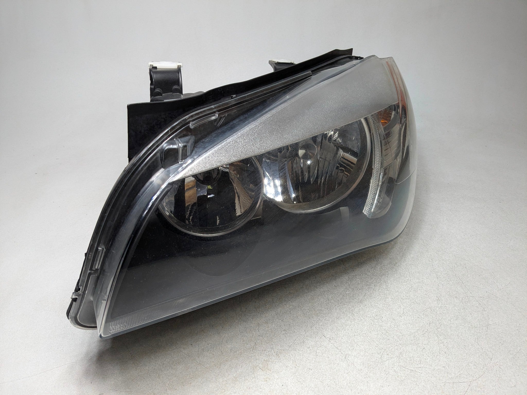 2013 - 2015 BMW X1 OEM HALOGEN HEADLIGHT LAMP ASSEMBLY FRONT LEFT DRIVER SIDE