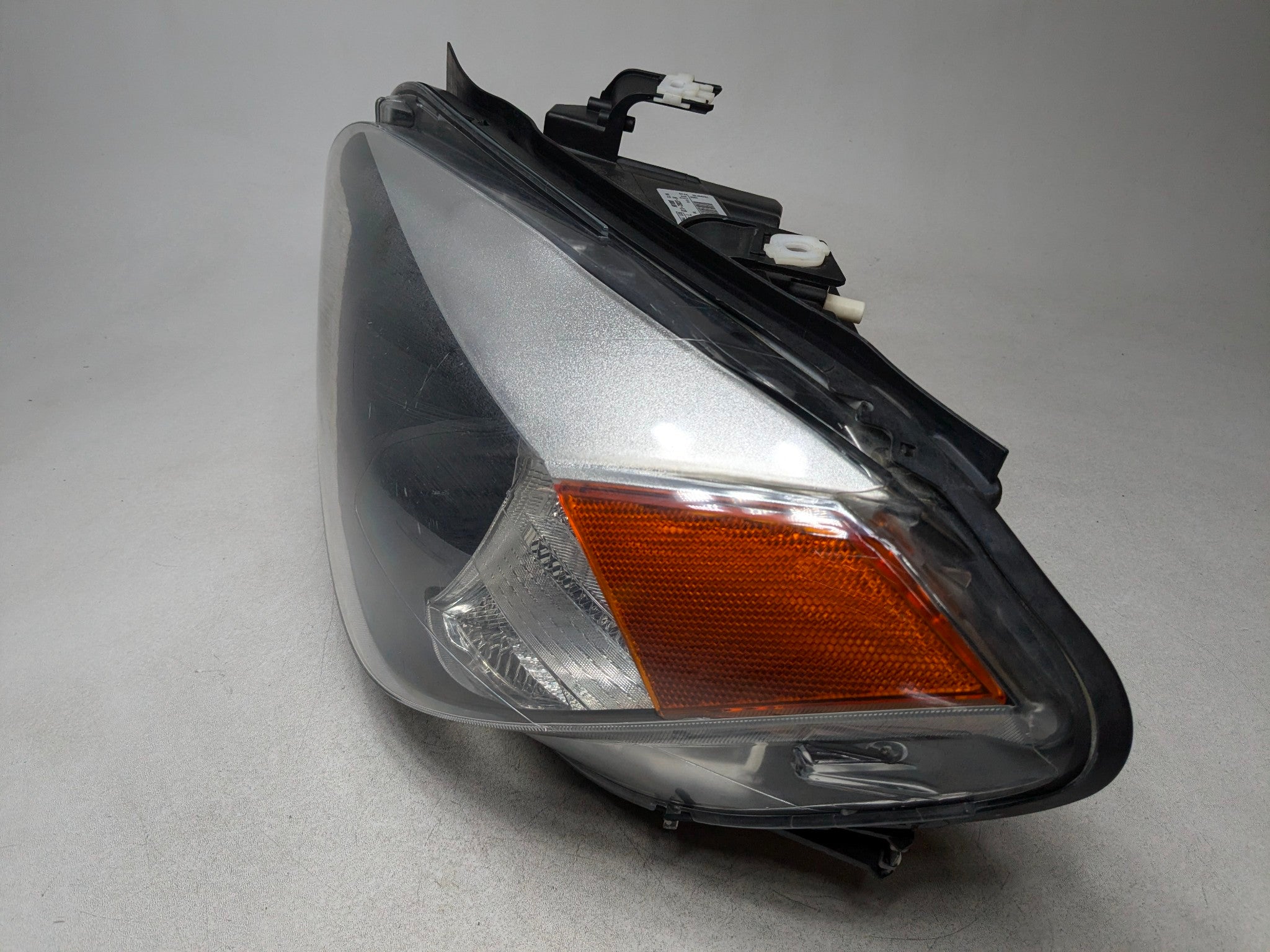 2013 - 2015 BMW X1 OEM HALOGEN HEADLIGHT LAMP ASSEMBLY FRONT LEFT DRIVER SIDE