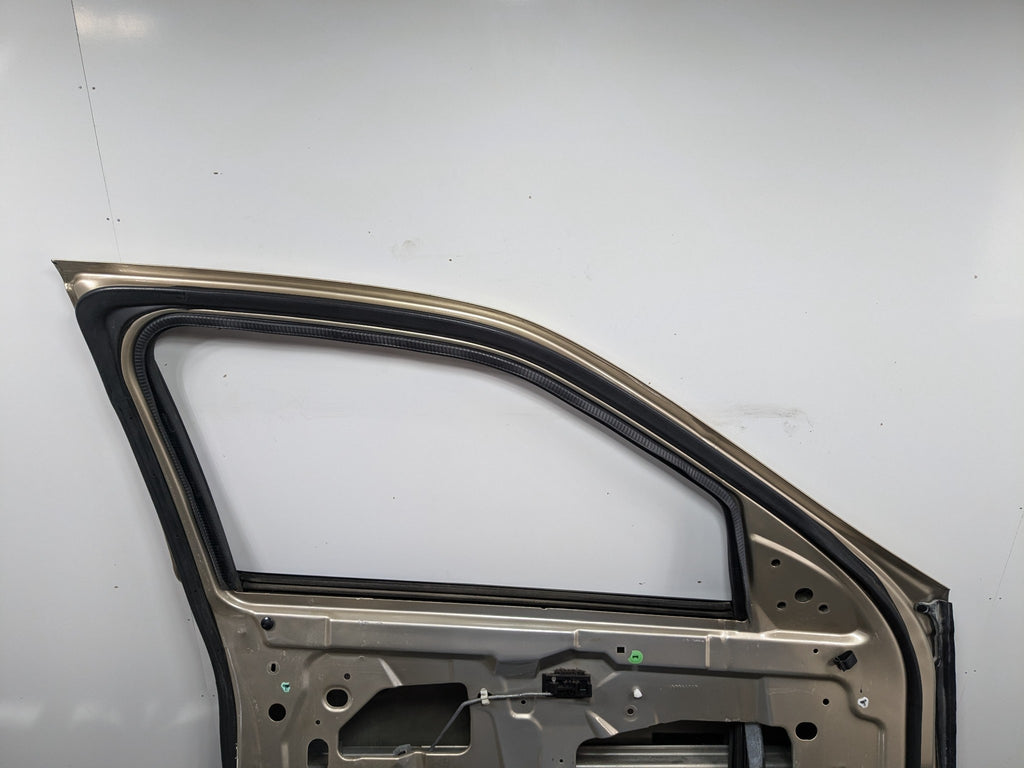 2000 - 2005 CADILLAC DEVILLE OEM DOOR SHELL PANEL LIGHT CASHMERE FRONT LEFT SIDE