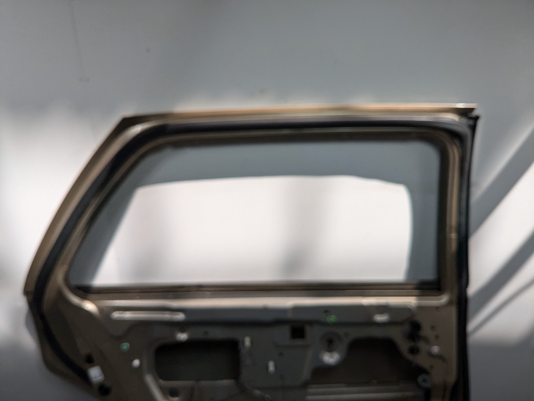 2000 - 2005 CADILLAC DEVILLE OEM DOOR SHELL PANEL LIGHT CASHMERE REAR LEFT SIDE