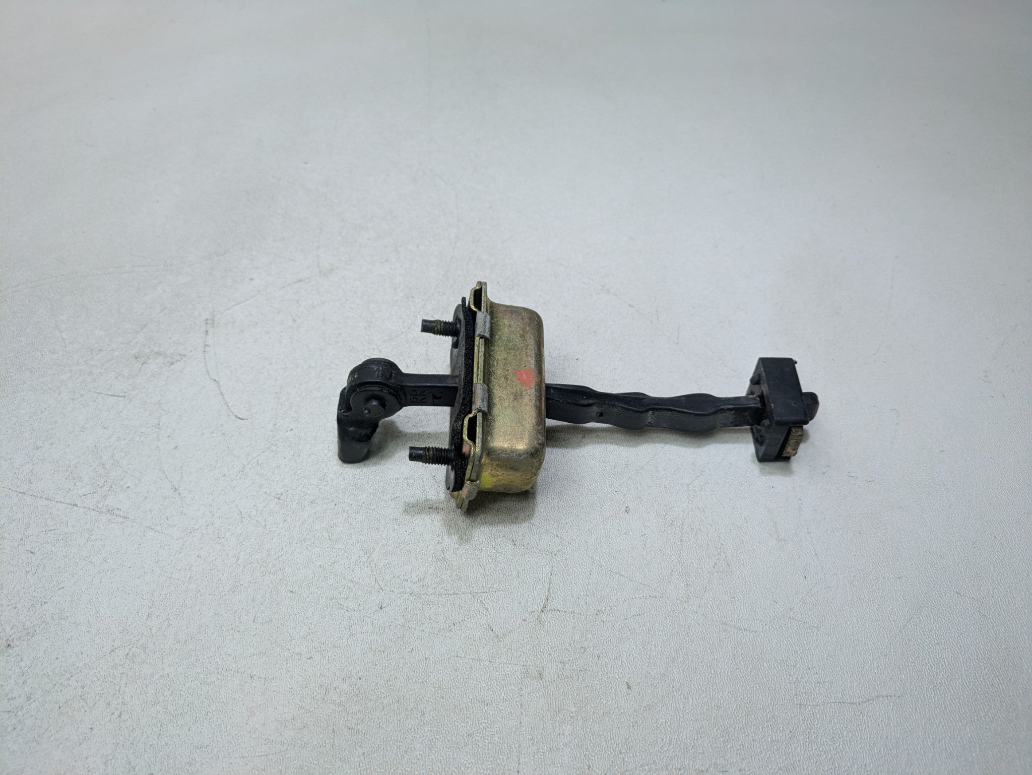 2000 - 2005 CADILLAC DEVILLE OEM DOOR CHECK STRAP STOPPER REAR LEFT DRIVER SIDE