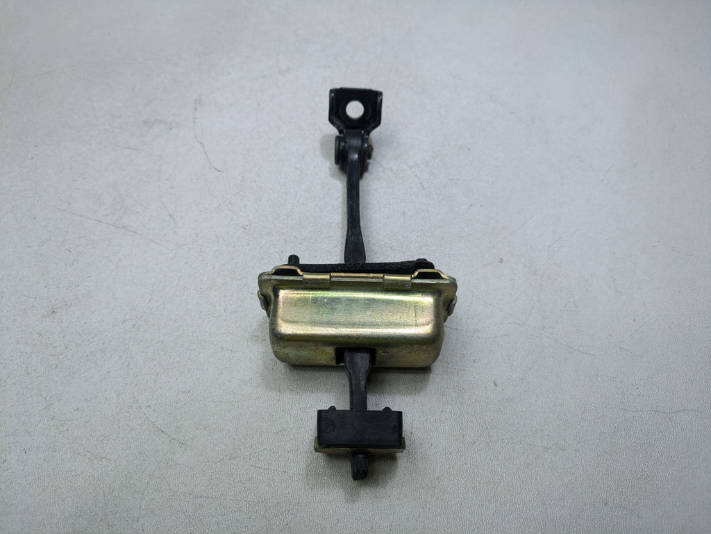 00 - 05 CADILLAC DEVILLE OEM DOOR CHECK STRAP STOPPER REAR RIGHT PASSENGER SIDE