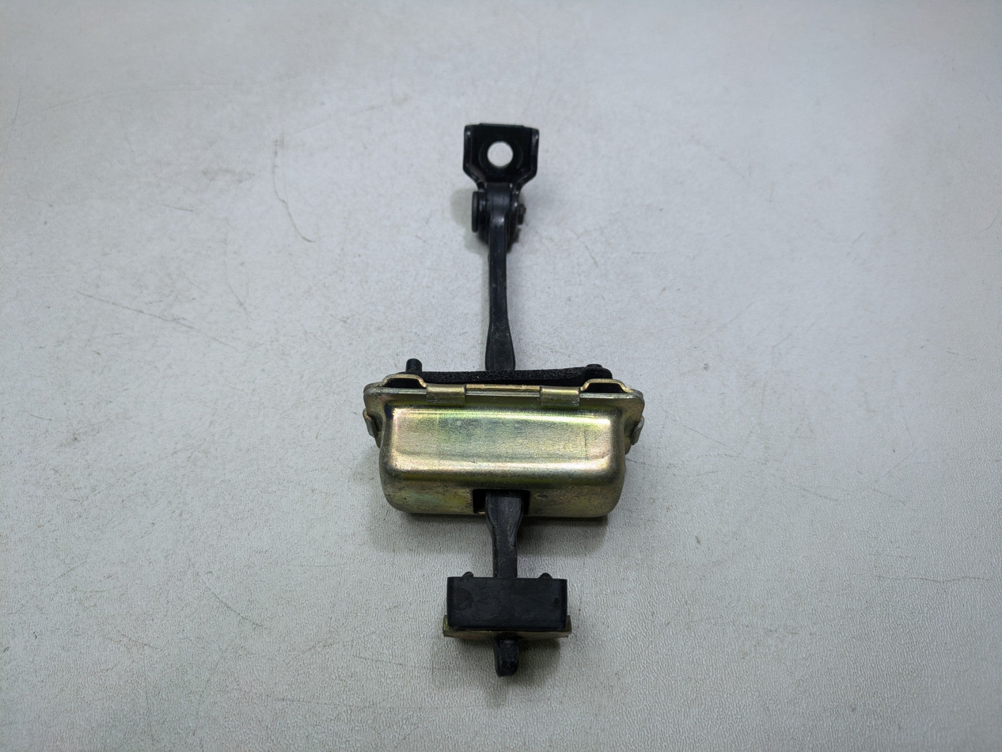 00 - 05 CADILLAC DEVILLE OEM DOOR CHECK STRAP STOPPER REAR RIGHT PASSENGER SIDE