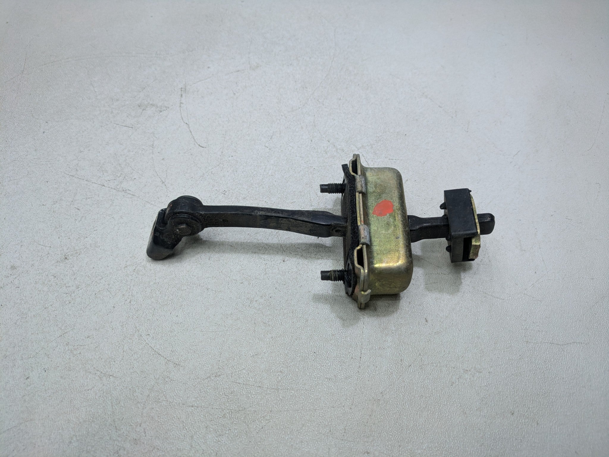 00 - 05 CADILLAC DEVILLE OEM DOOR CHECK STRAP STOPPER REAR RIGHT PASSENGER SIDE