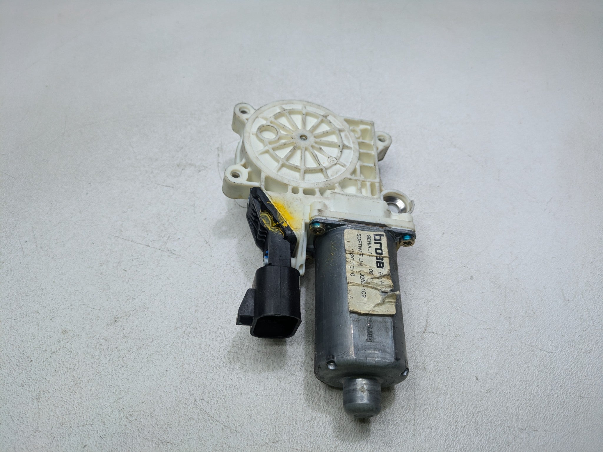 2000 - 2005 CADILLAC DEVILLE OEM POWER WINDOW MOTOR ASSEMBLY FRONT RIGHT SIDE