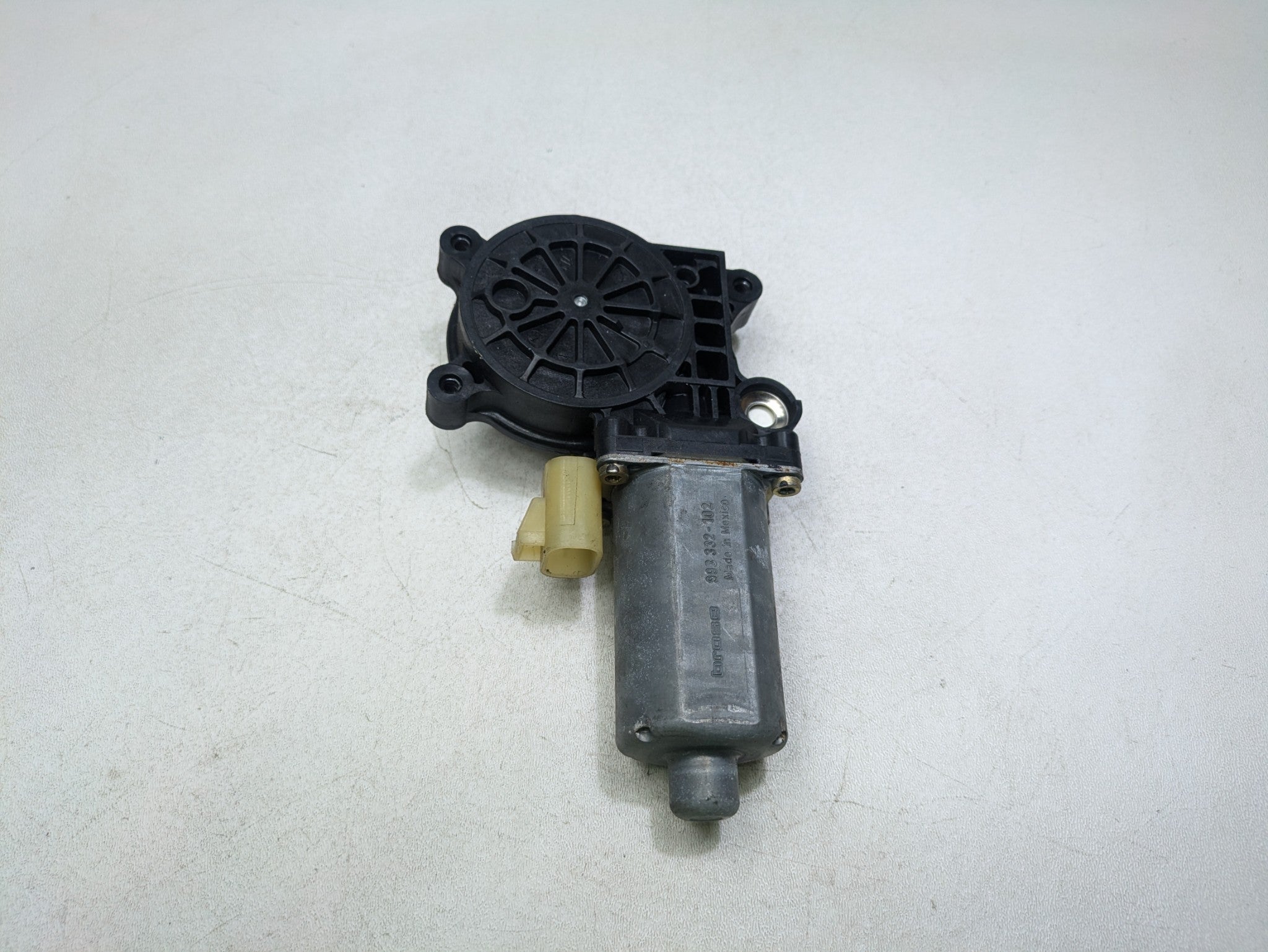 00 - 05 CADILLAC DEVILLE OEM POWER WINDOW MOTOR ASSEMBLY REAR LEFT DRIVER SIDE
