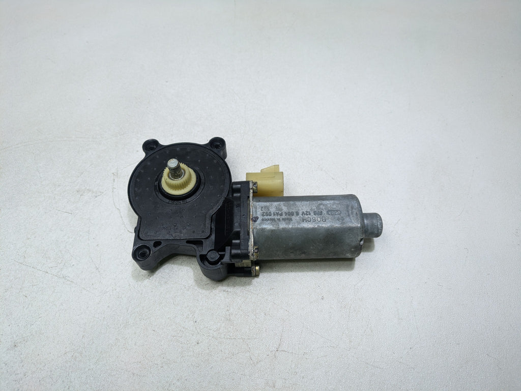 00 - 05 CADILLAC DEVILLE OEM POWER WINDOW MOTOR ASSEMBLY REAR LEFT DRIVER SIDE