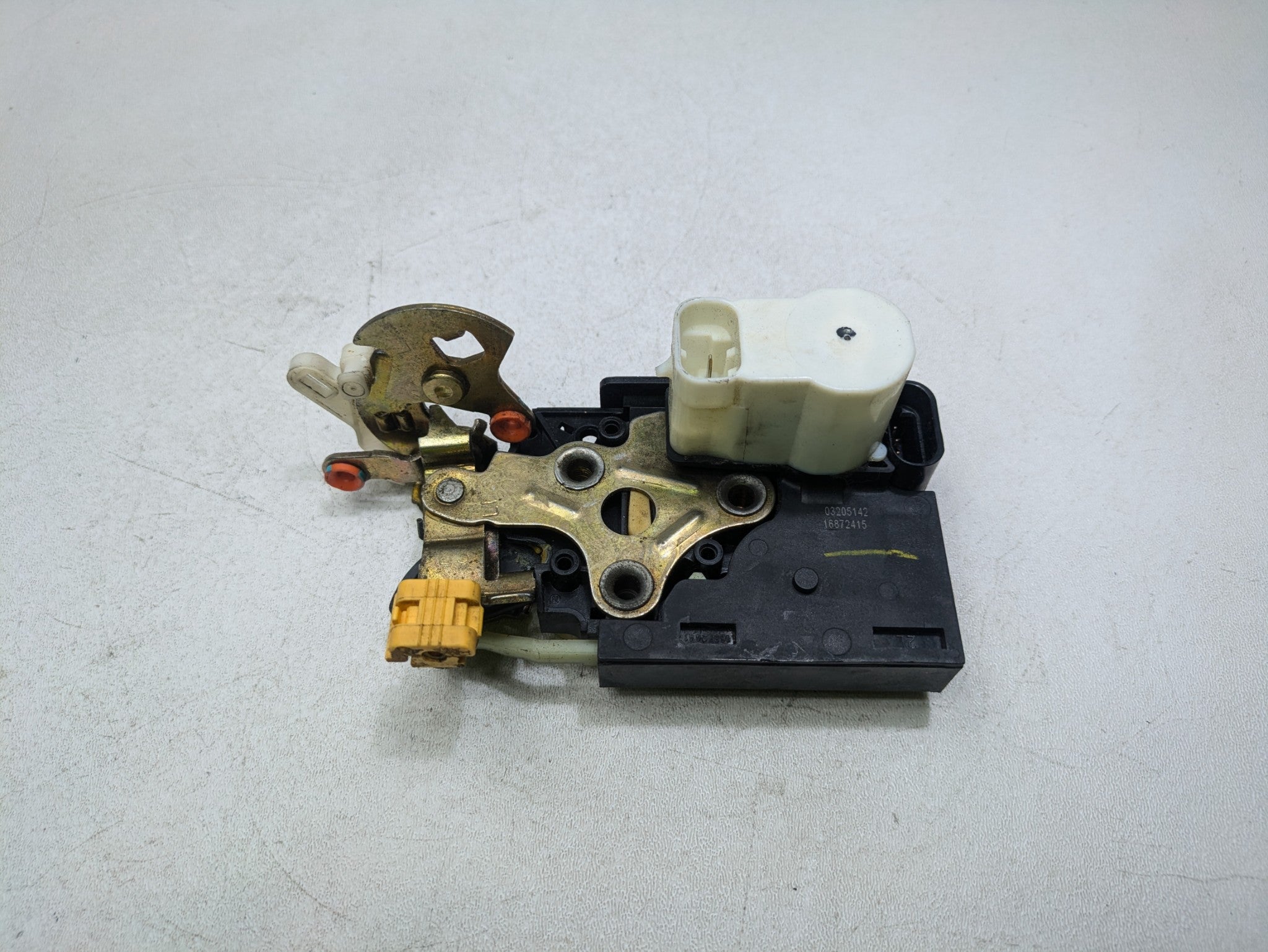 2000 - 2005 CADILLAC DEVILLE OEM DOOR LATCH LOCK ACTUATOR REAR LEFT DRIVER SIDE
