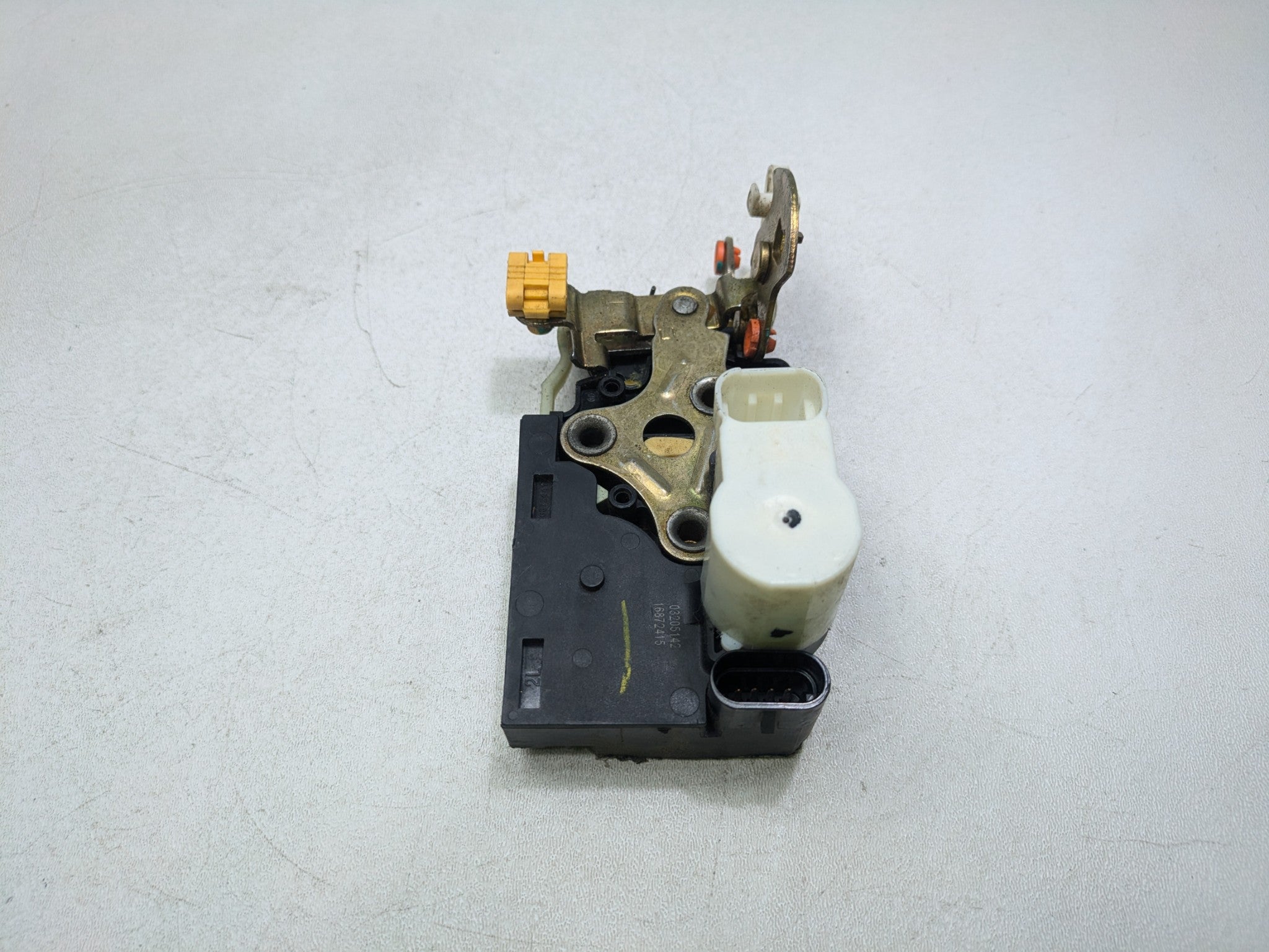 2000 - 2005 CADILLAC DEVILLE OEM DOOR LATCH LOCK ACTUATOR REAR LEFT DRIVER SIDE
