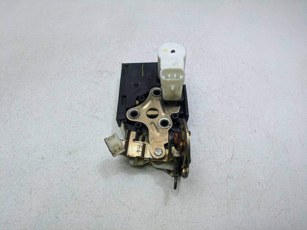 00 - 05 CADILLAC DEVILLE OEM DOOR LATCH LOCK ACTUATOR FRONT RIGHT PASSENGER SIDE