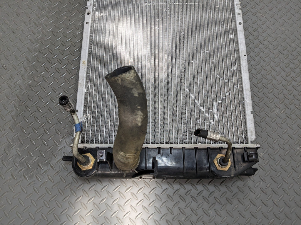 2000 - 2005 CADILLAC DEVILLE OEM ENGINE MOTOR COOLING RADIATOR ASSEMBLY