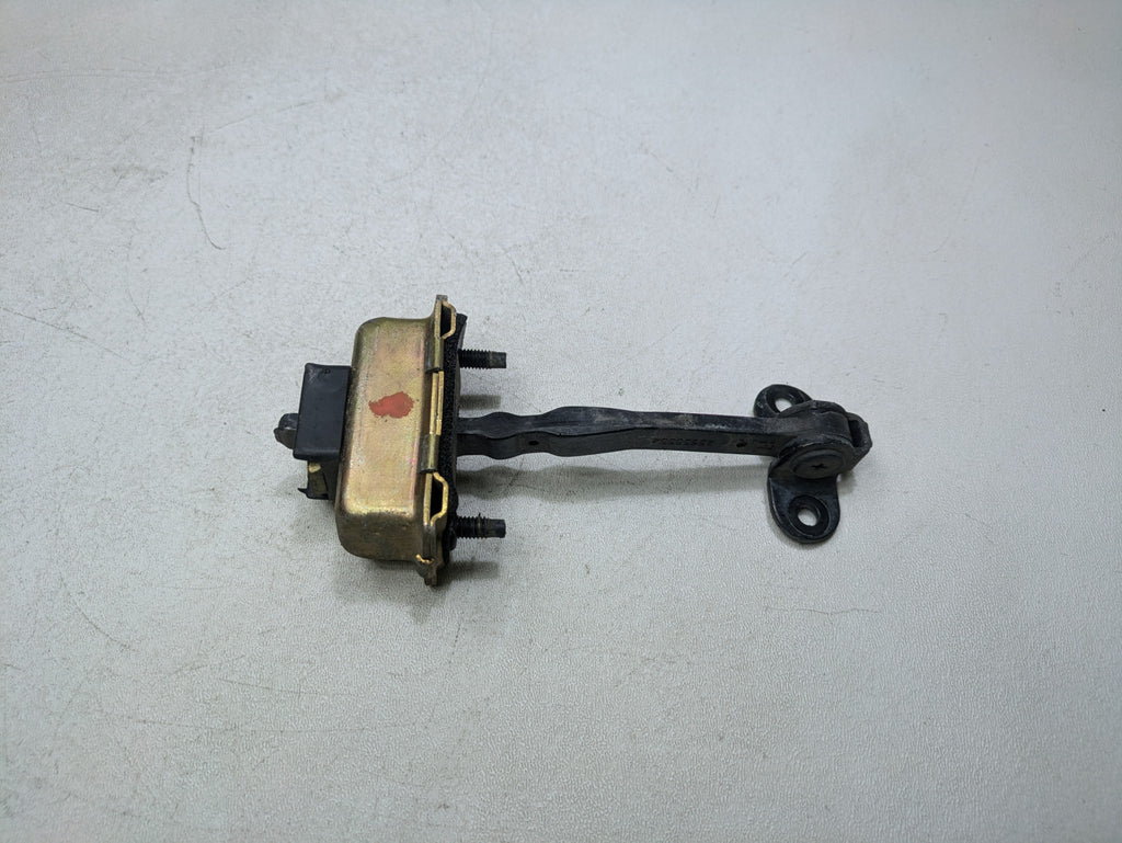 2000 - 2005 CADILLAC DEVILLE OEM DOOR CHECK STRAP STOPPER FRONT LEFT DRIVER SIDE
